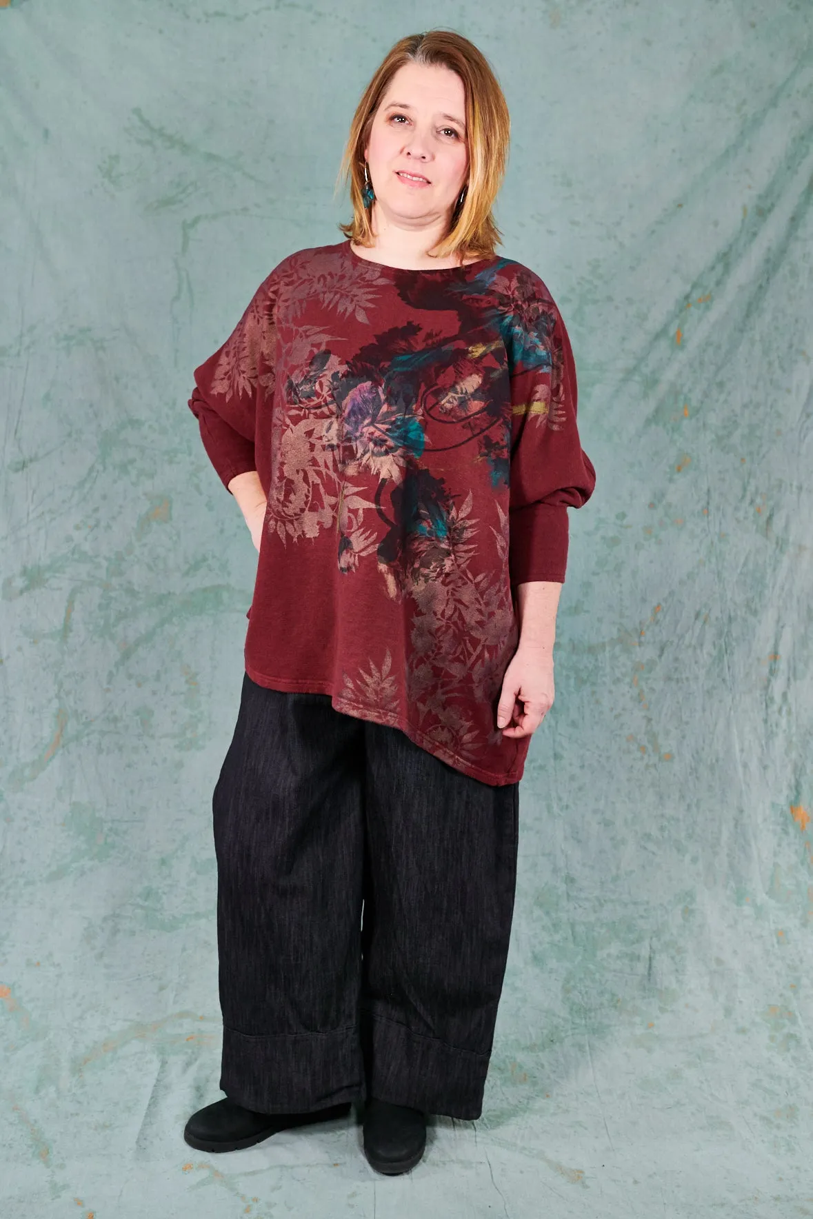 2304 Modern Sweatshirt-Capsicum-Antique Flowers