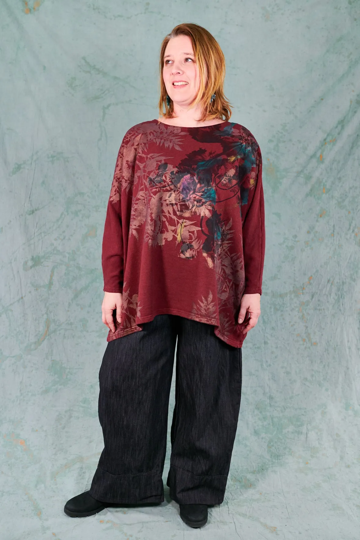 2304 Modern Sweatshirt-Capsicum-Antique Flowers