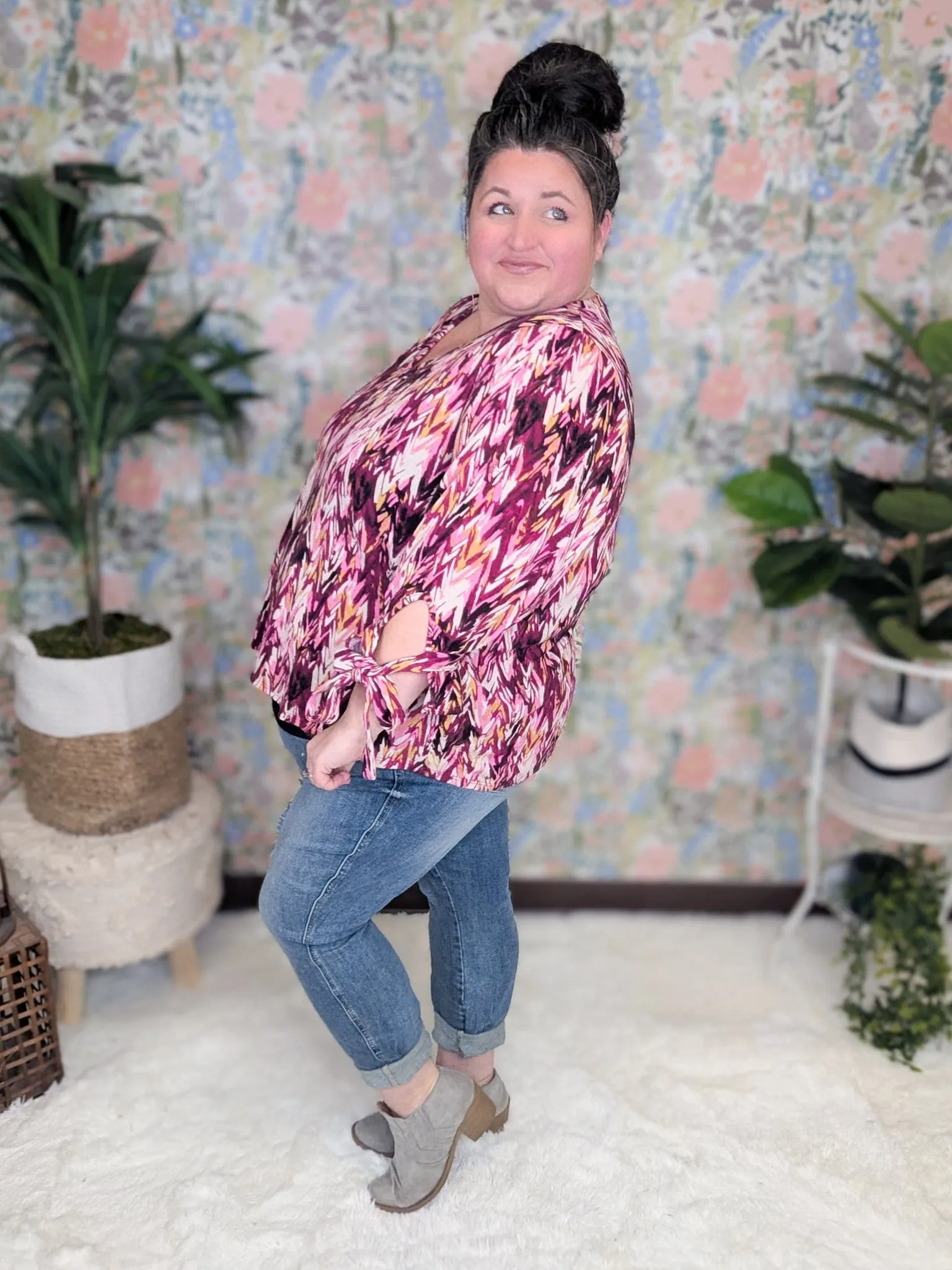 Ally Abstract Chevron 3/4 Sleeve Top w/Tie Sleeves