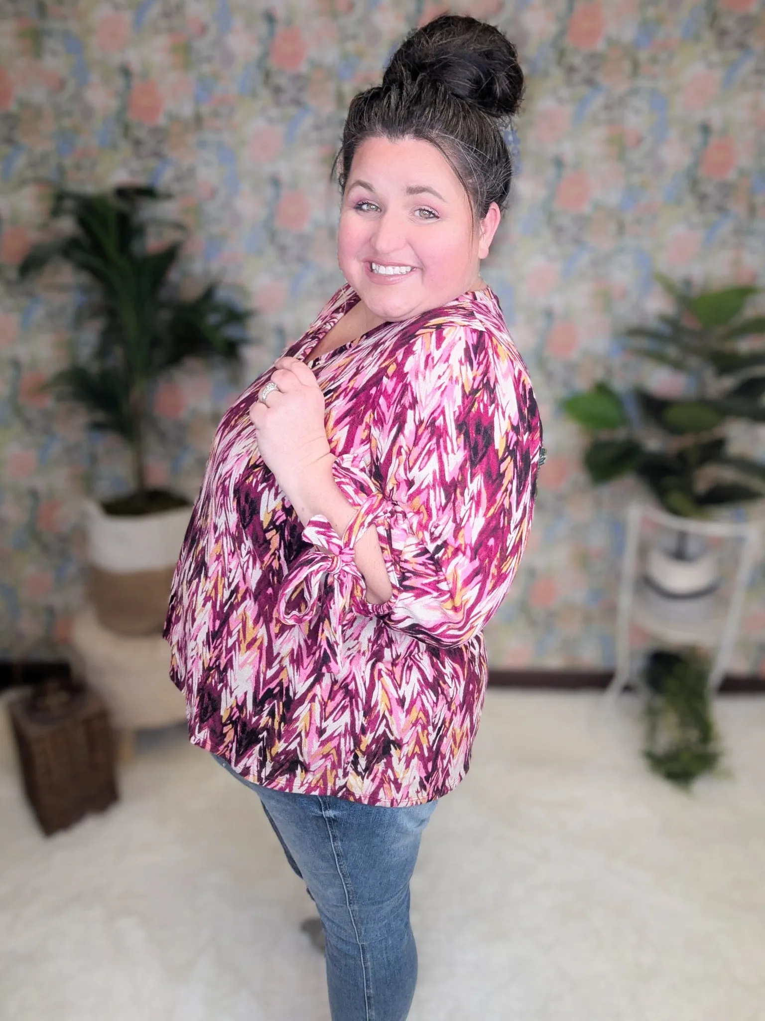 Ally Abstract Chevron 3/4 Sleeve Top w/Tie Sleeves