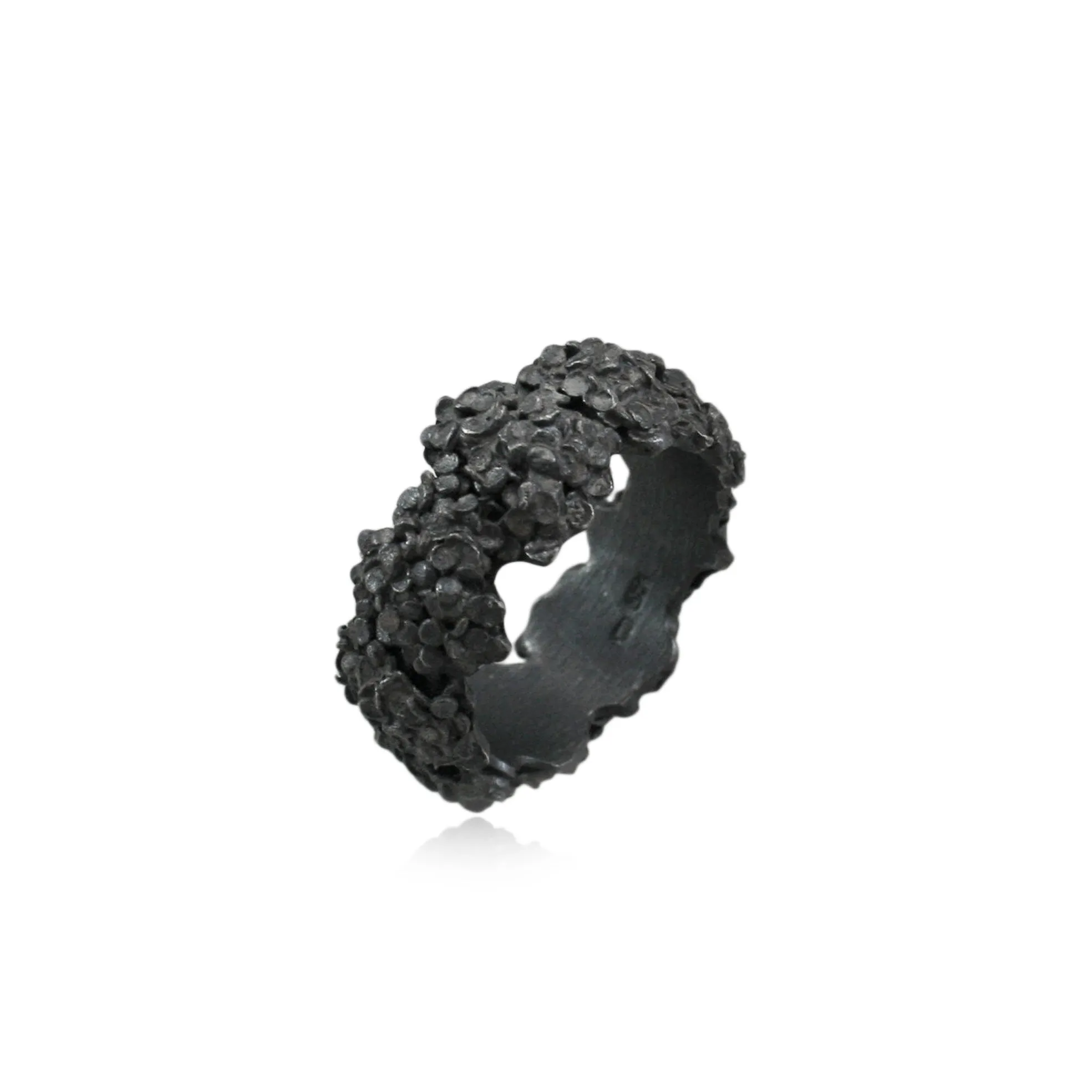 Amaranth Ring Black