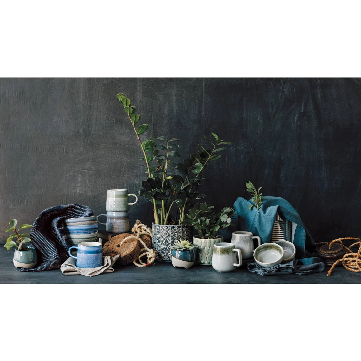 Azure Plume Plant Pot: 6.5 inch