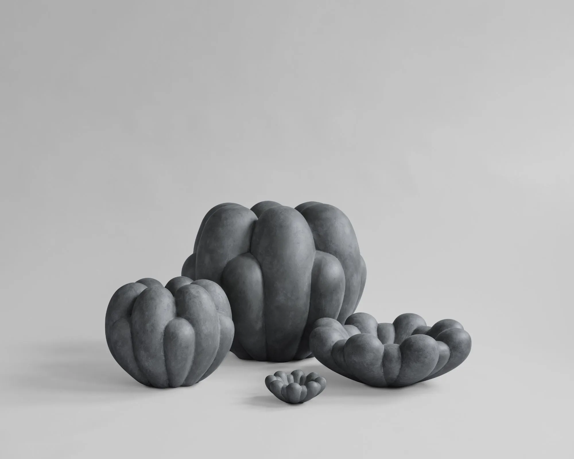 Bloom Vase - Big, Dark Grey