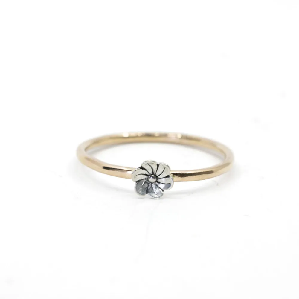 Blossom Flower Ring in Gold