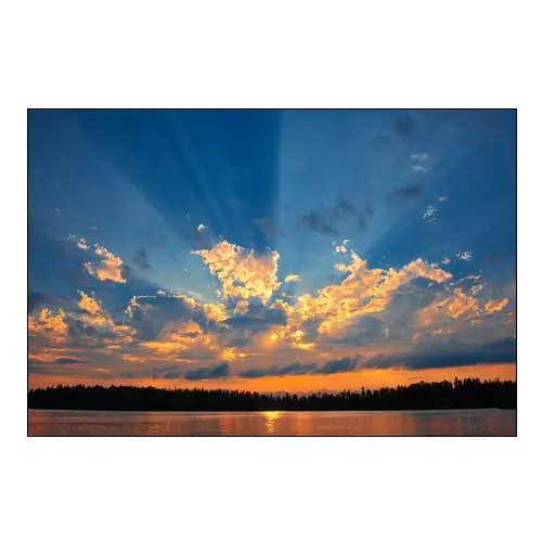 Canada-Manitoba-Whiteshell Provincial Park-Crepuscular Rays over Star Lake