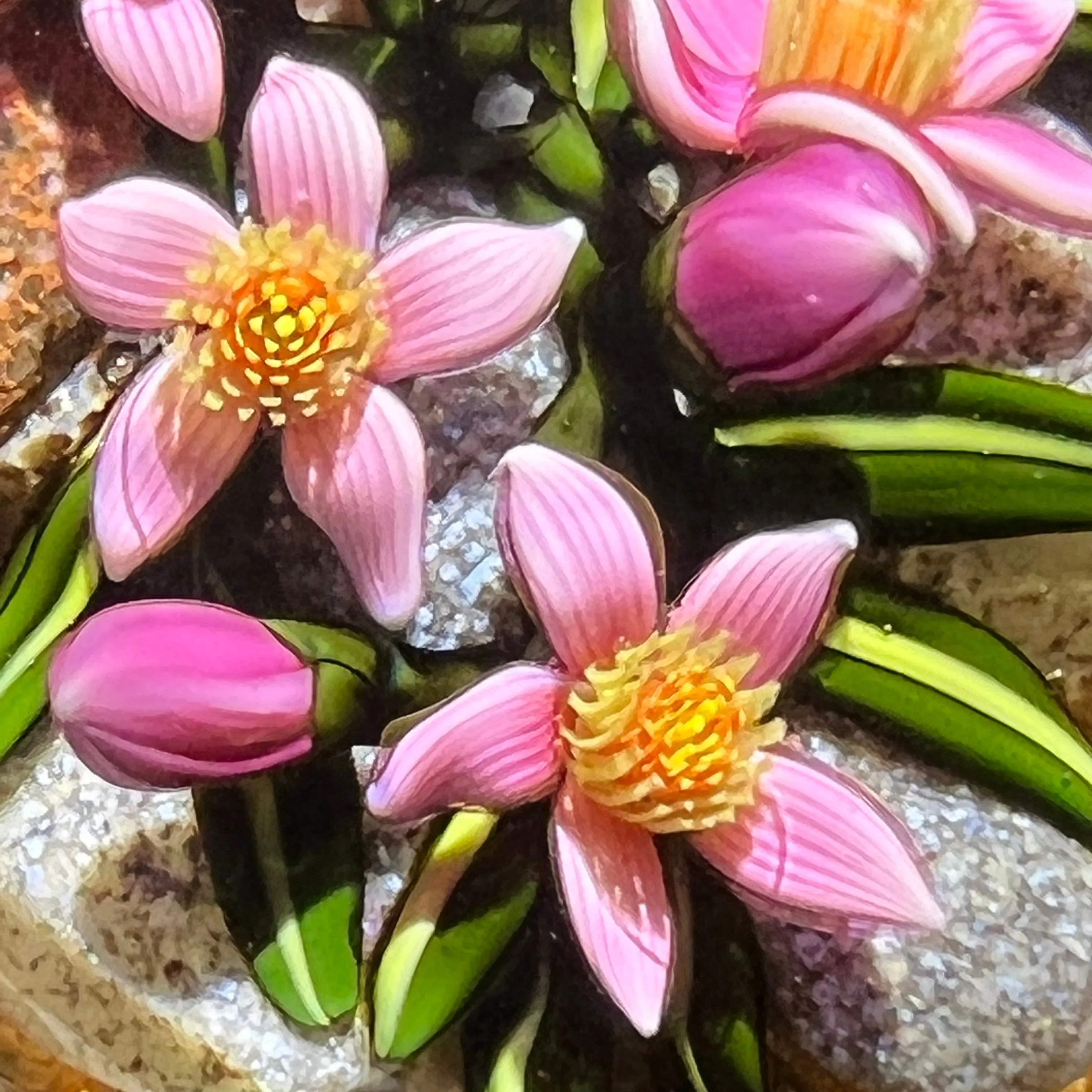 Cathy Richardson 2017 Miniature Spring Bouquet Flamework Glass Art Paperweight