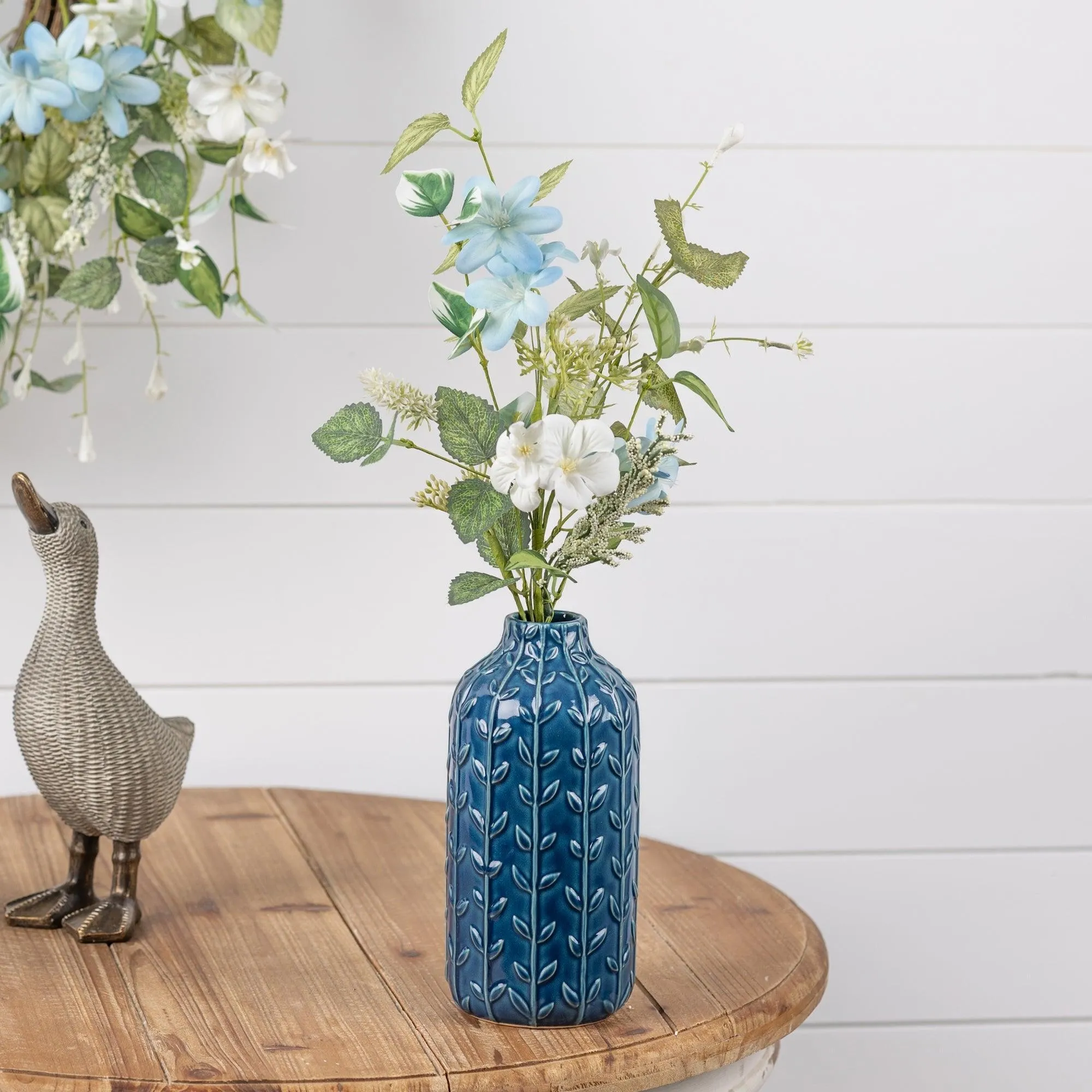 Ceramic Leaf Pattern Vase (Set of 2)