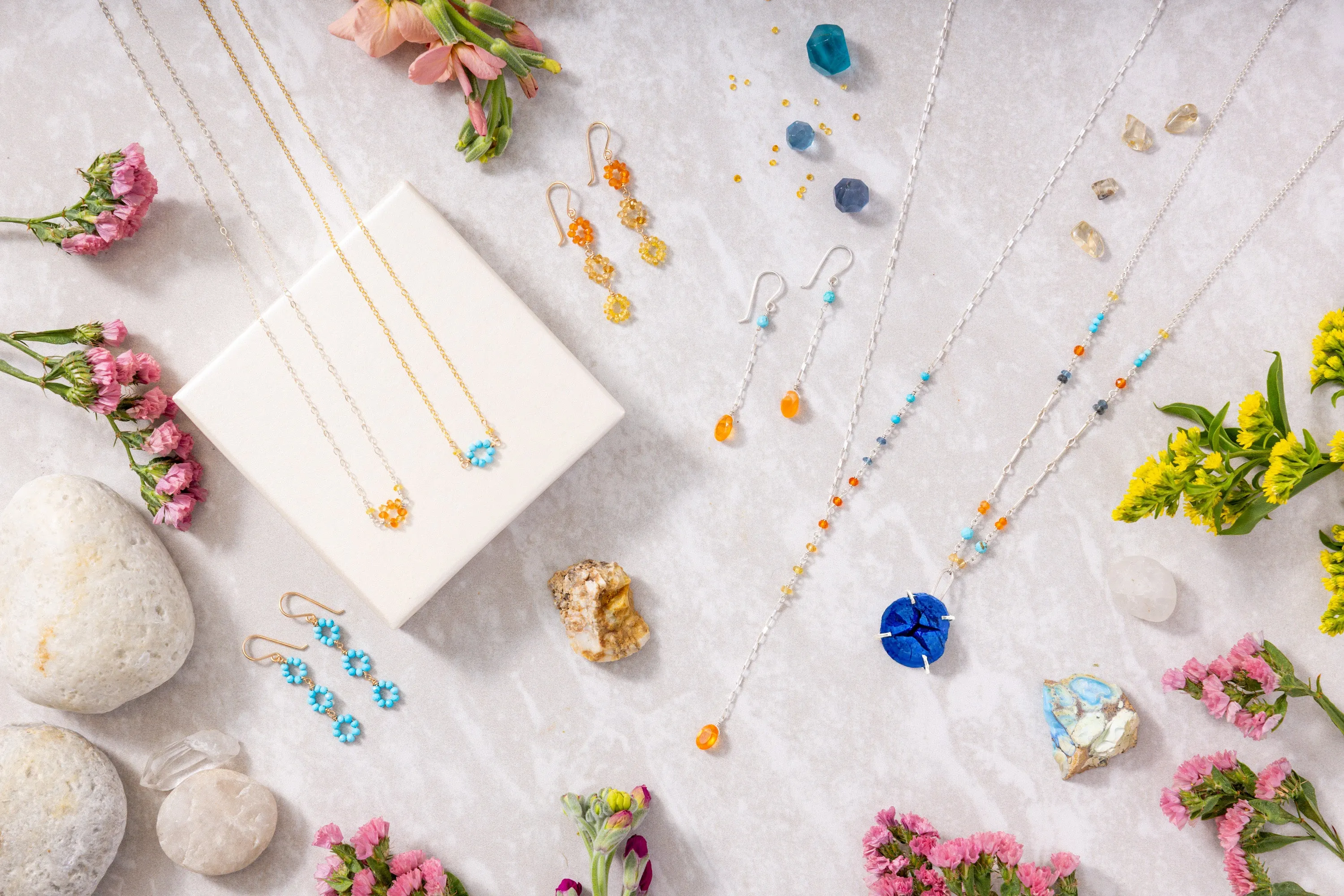 Dainty Flower Necklace