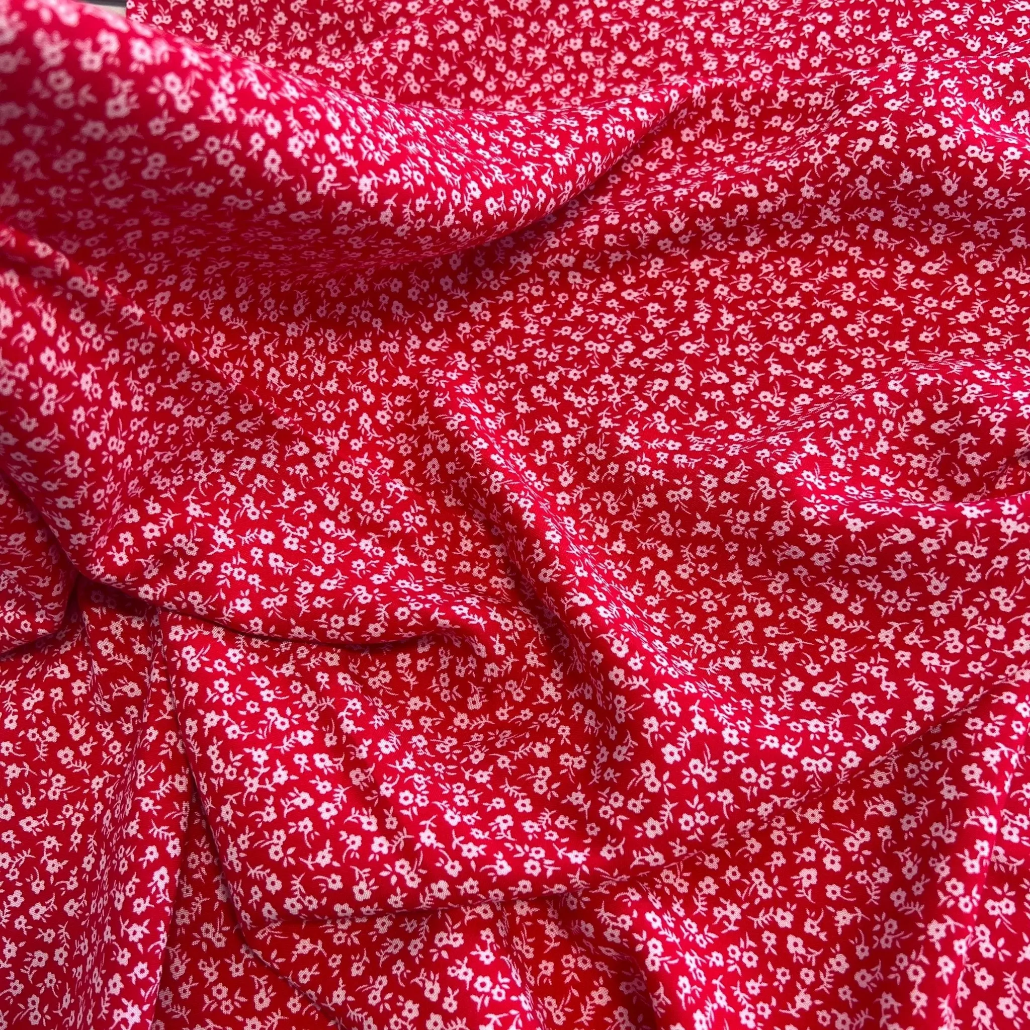 Dainty Flower Viscose | Red