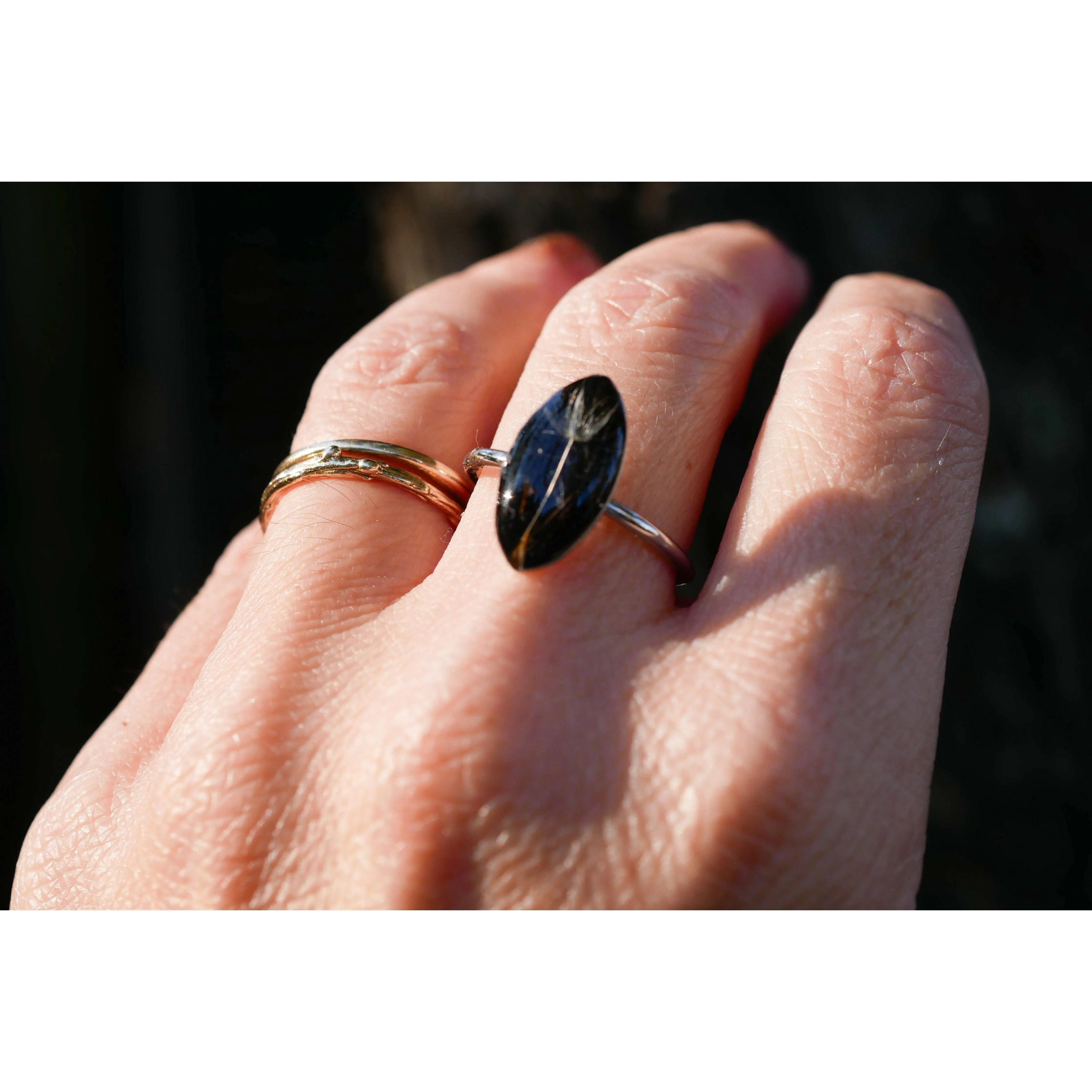Dandelion seed ring