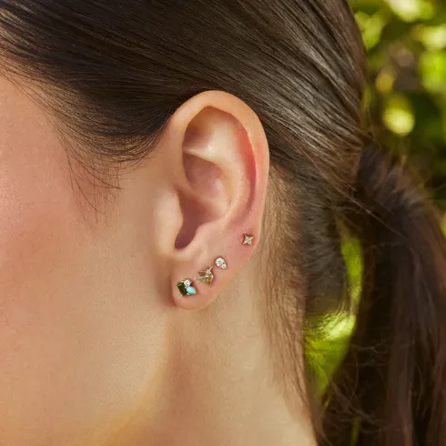 EF Collection Mini Hummingbird Stud Earring