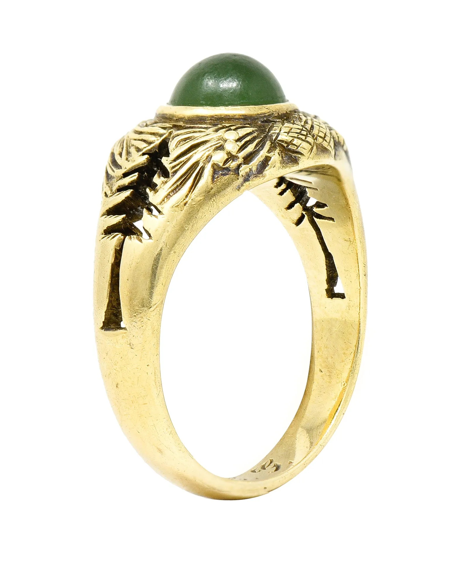 Frank Walter Lawrence Art Nouveau Jade Cabochon 14 Karat Yellow Gold Pine Cone Tree Unisex Antique Ring