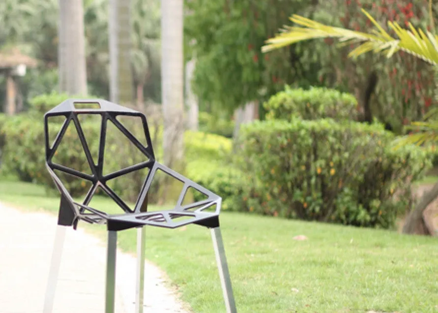 Geometric Konstantin Chair