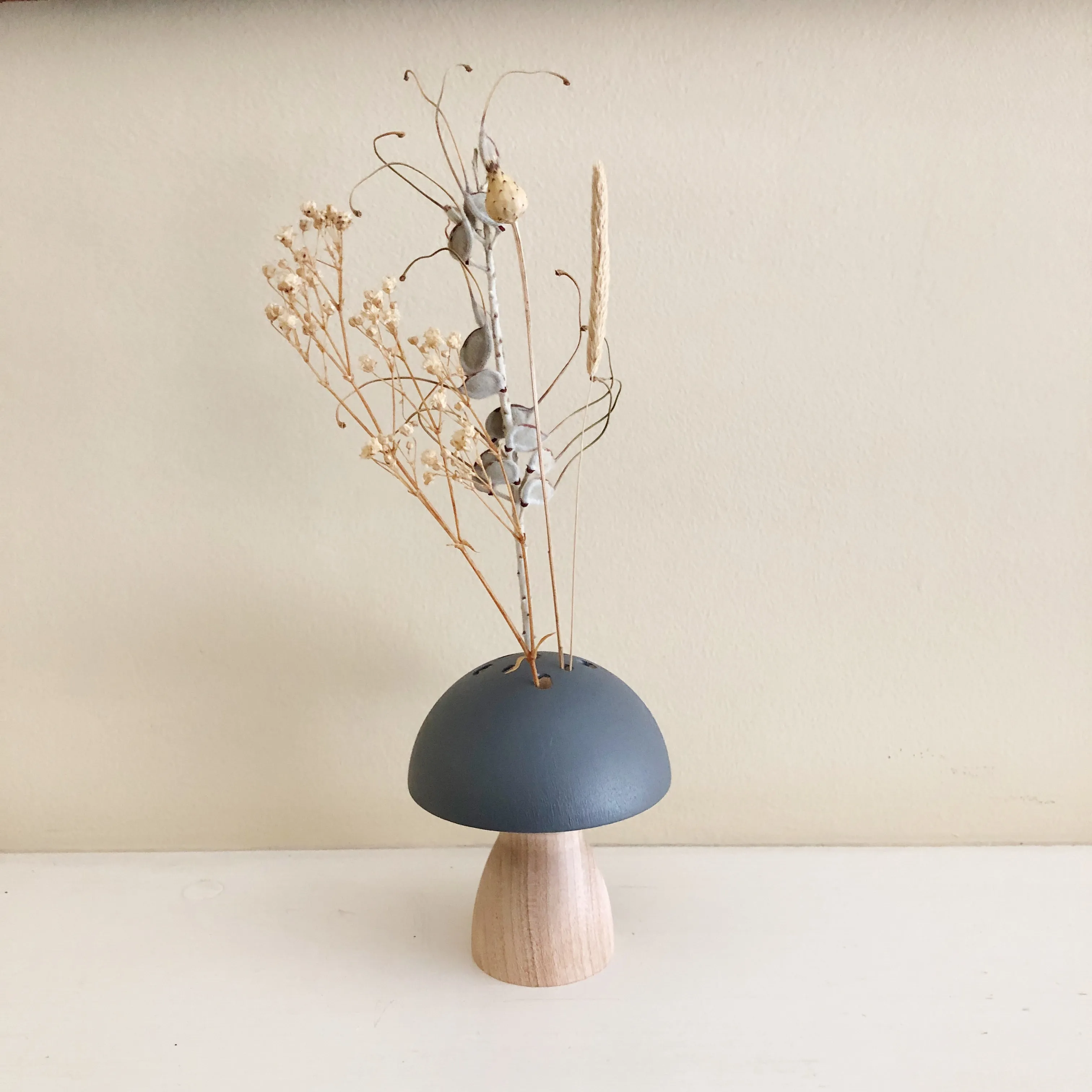 Large Mushroom Vase - Mid Modern Base