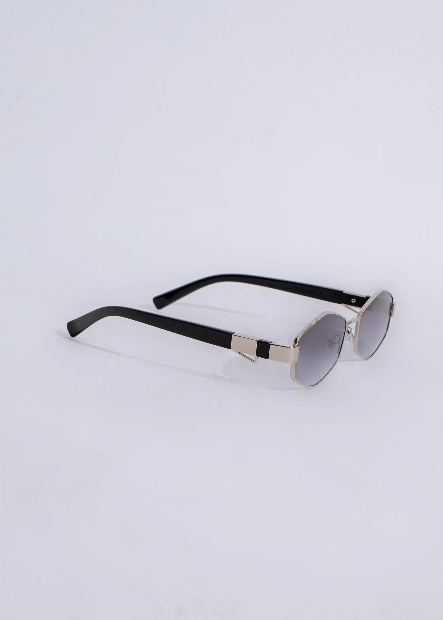Looking Pretty Sunglasses Silver