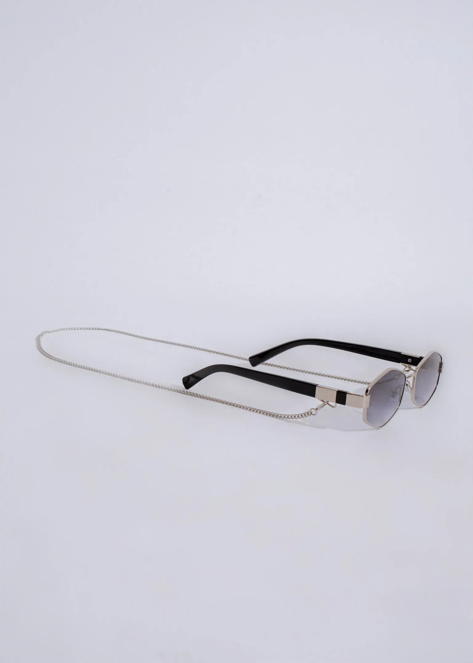 Looking Pretty Sunglasses Silver