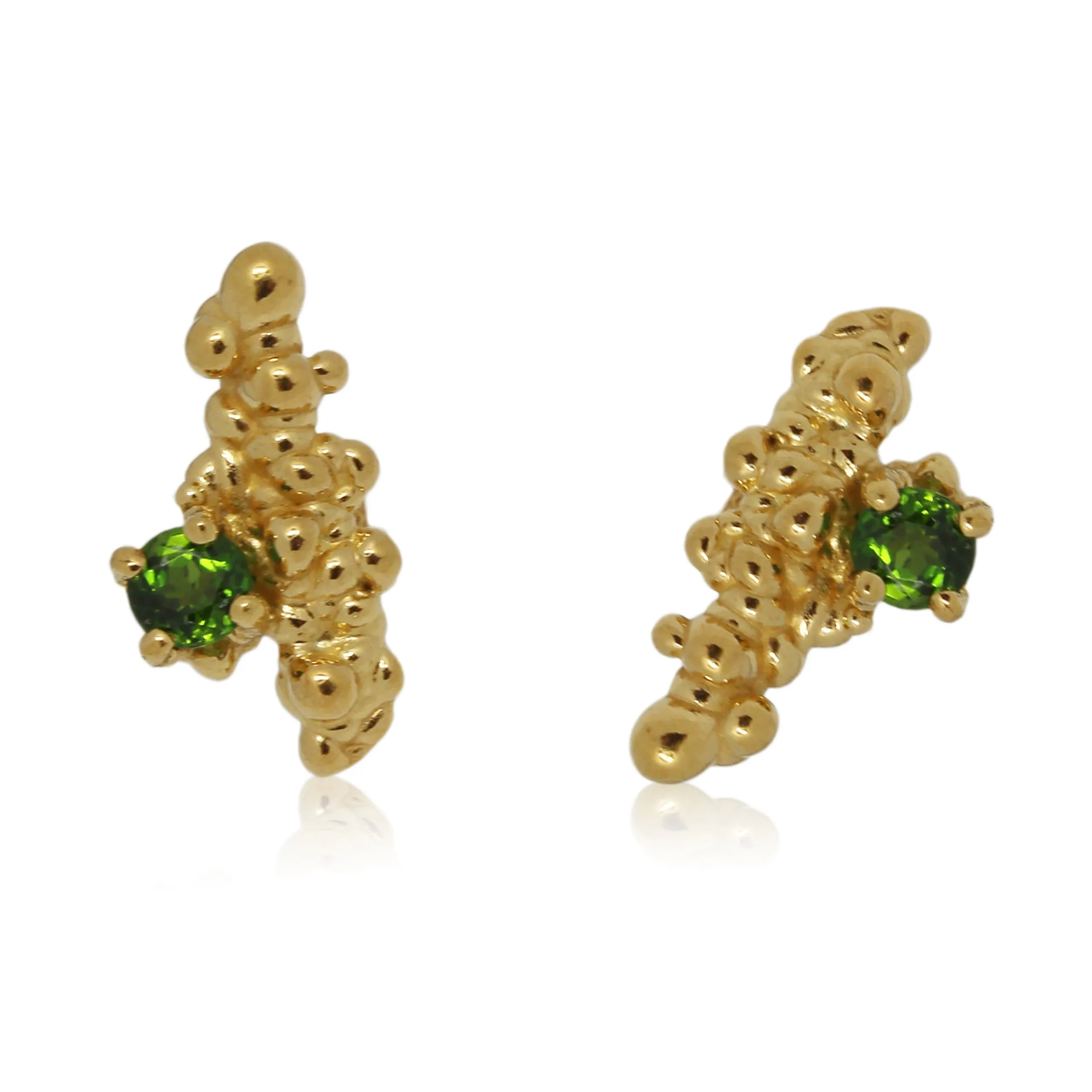Mammatus Earrings Gold with Green Diopsyd