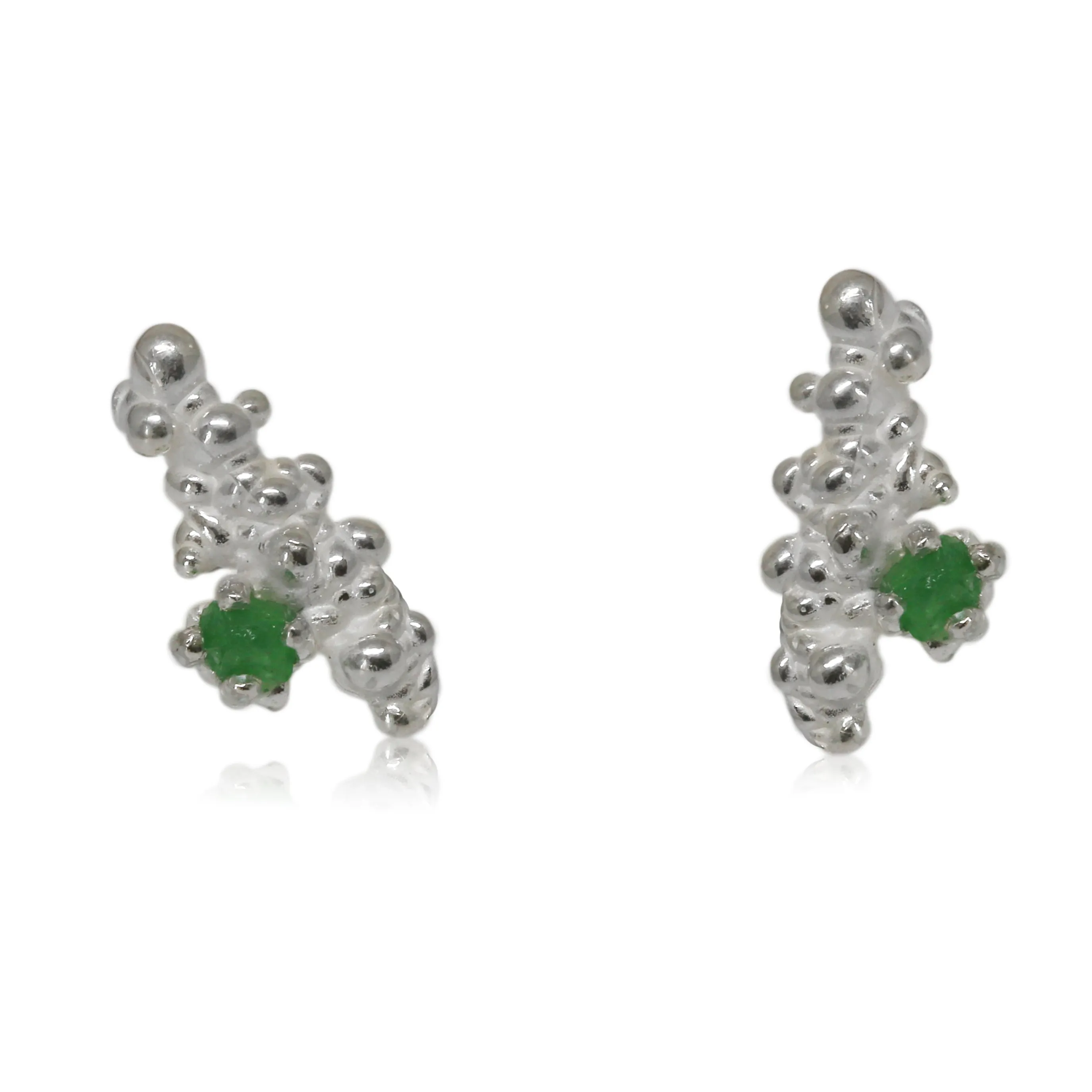 Mammatus Earrings Silver with Raw Tsavoryt