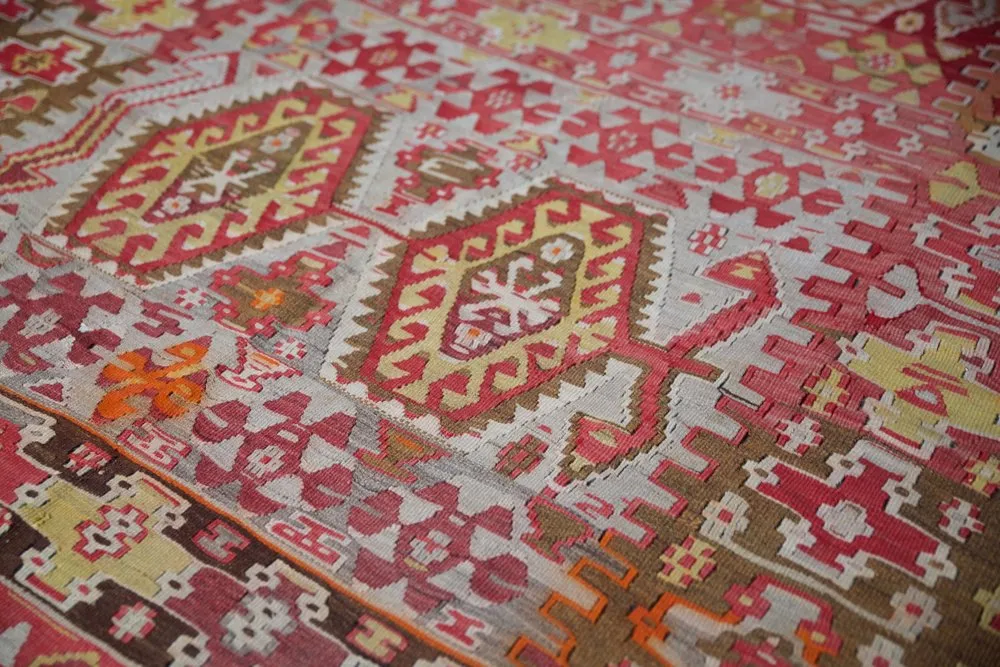 Old Oushak Esme Kilim Rug 5'.11" x 10'.10"