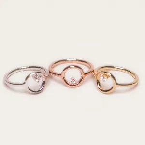 OPEN CIRCLE DIAMOND RING