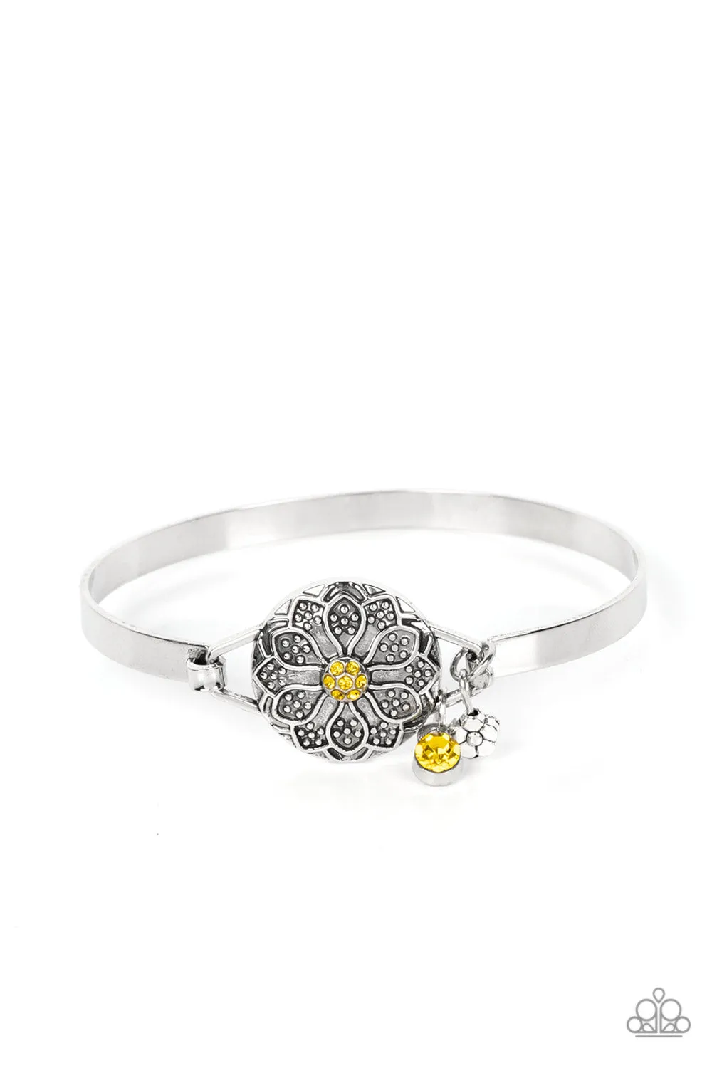 Paparazzi Fleur de Prairie - Yellow Bracelet