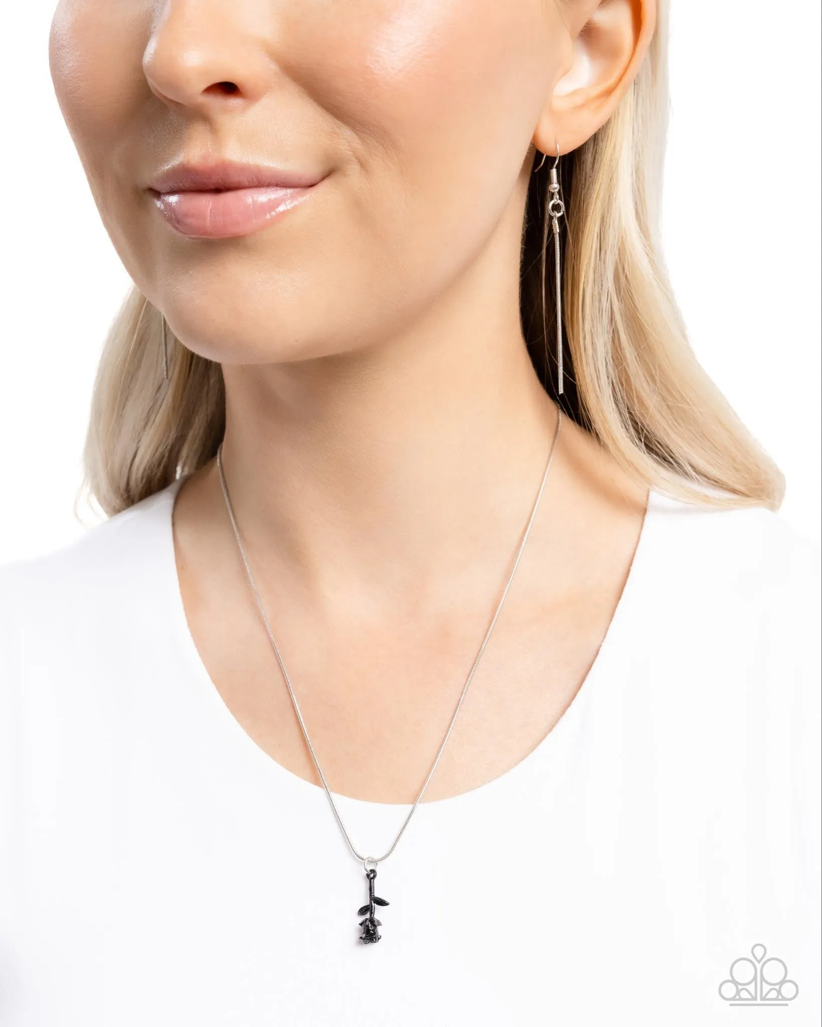 Paparazzi Tippy ROSE Necklace Black & Led by the ROSE Earrings Black