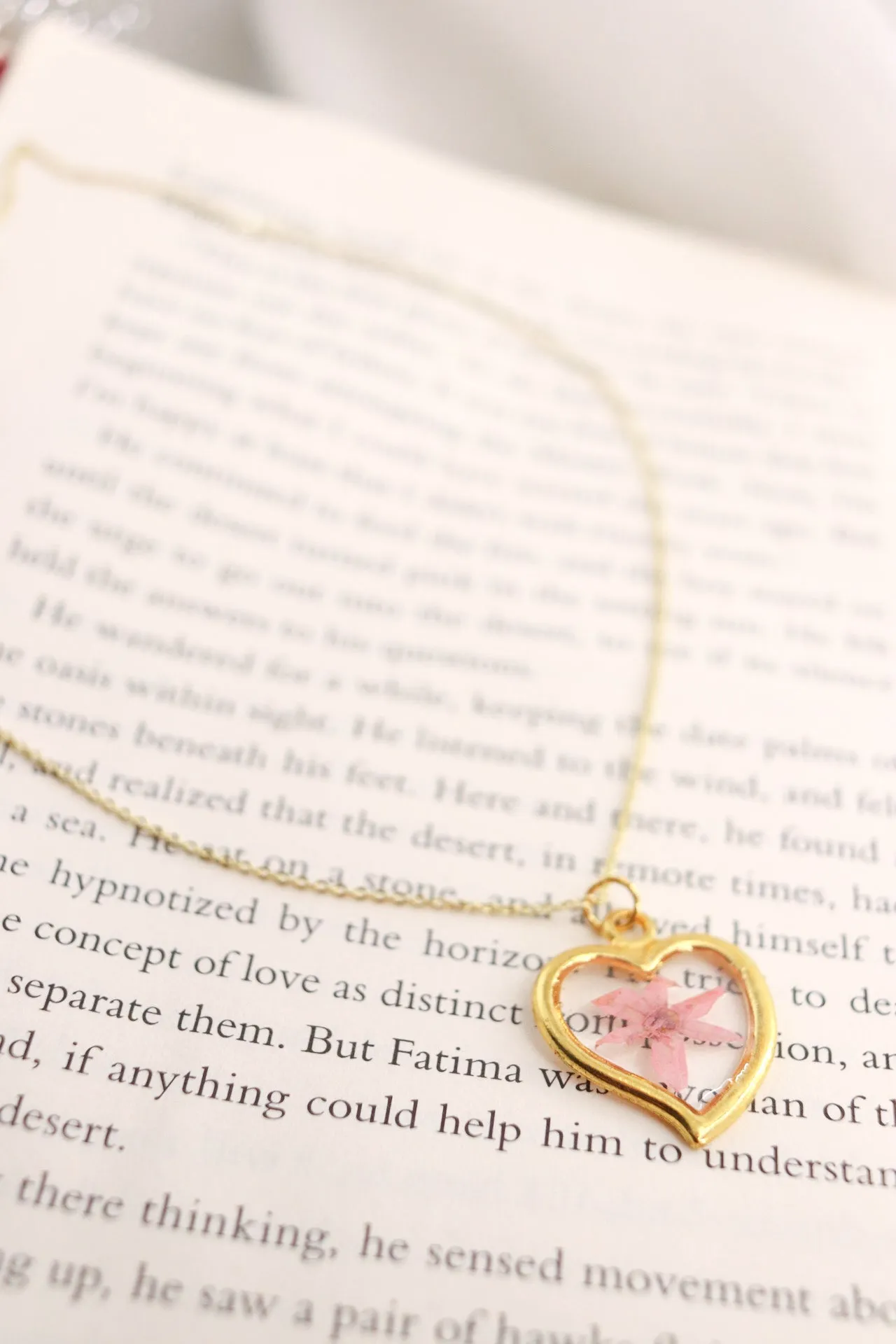 Pink Pressed Flower Resin Necklace, Real Dried Wildflower Heart Pendant, Botanical Nature Jewelry Gift For Women