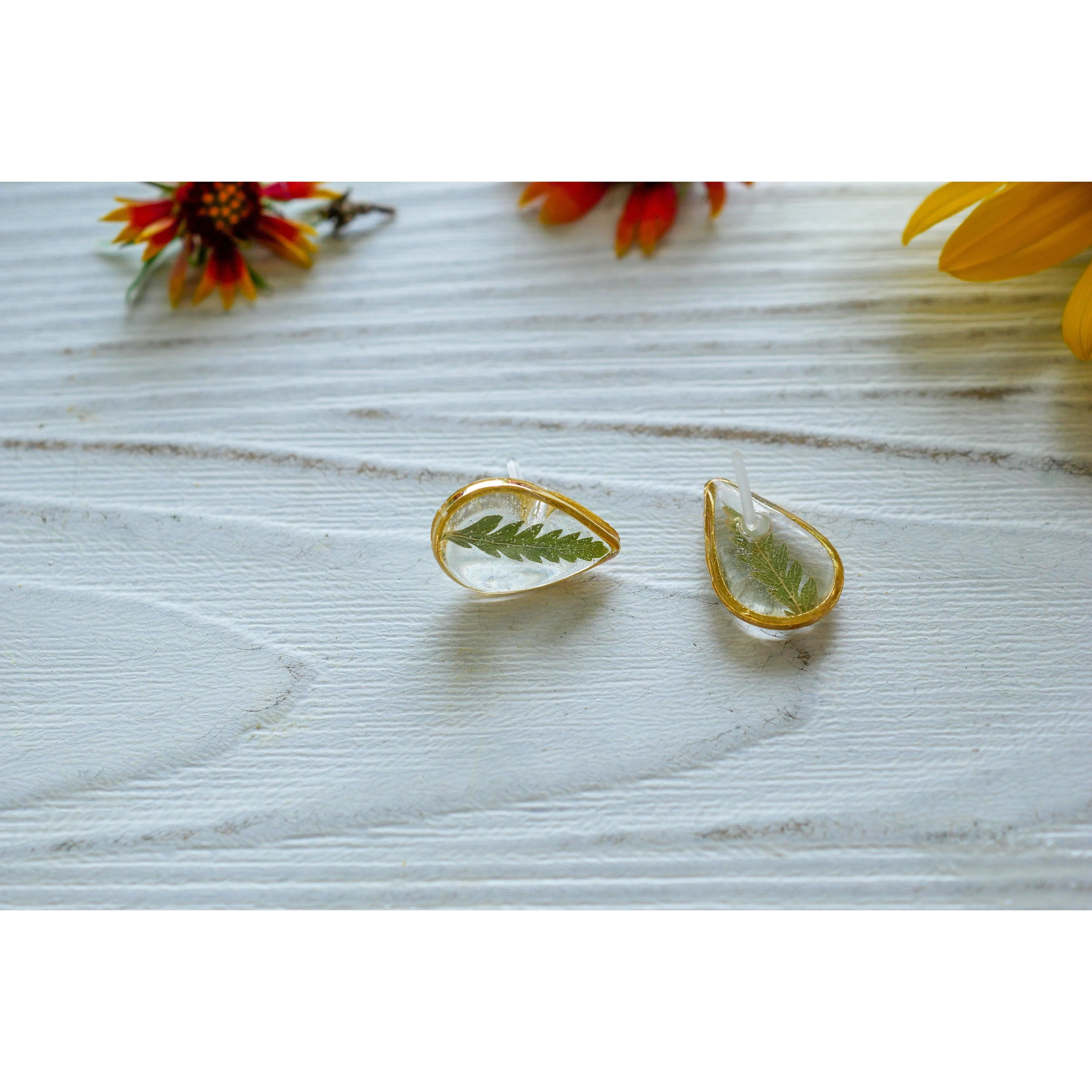 Pressed fern teardrop studs