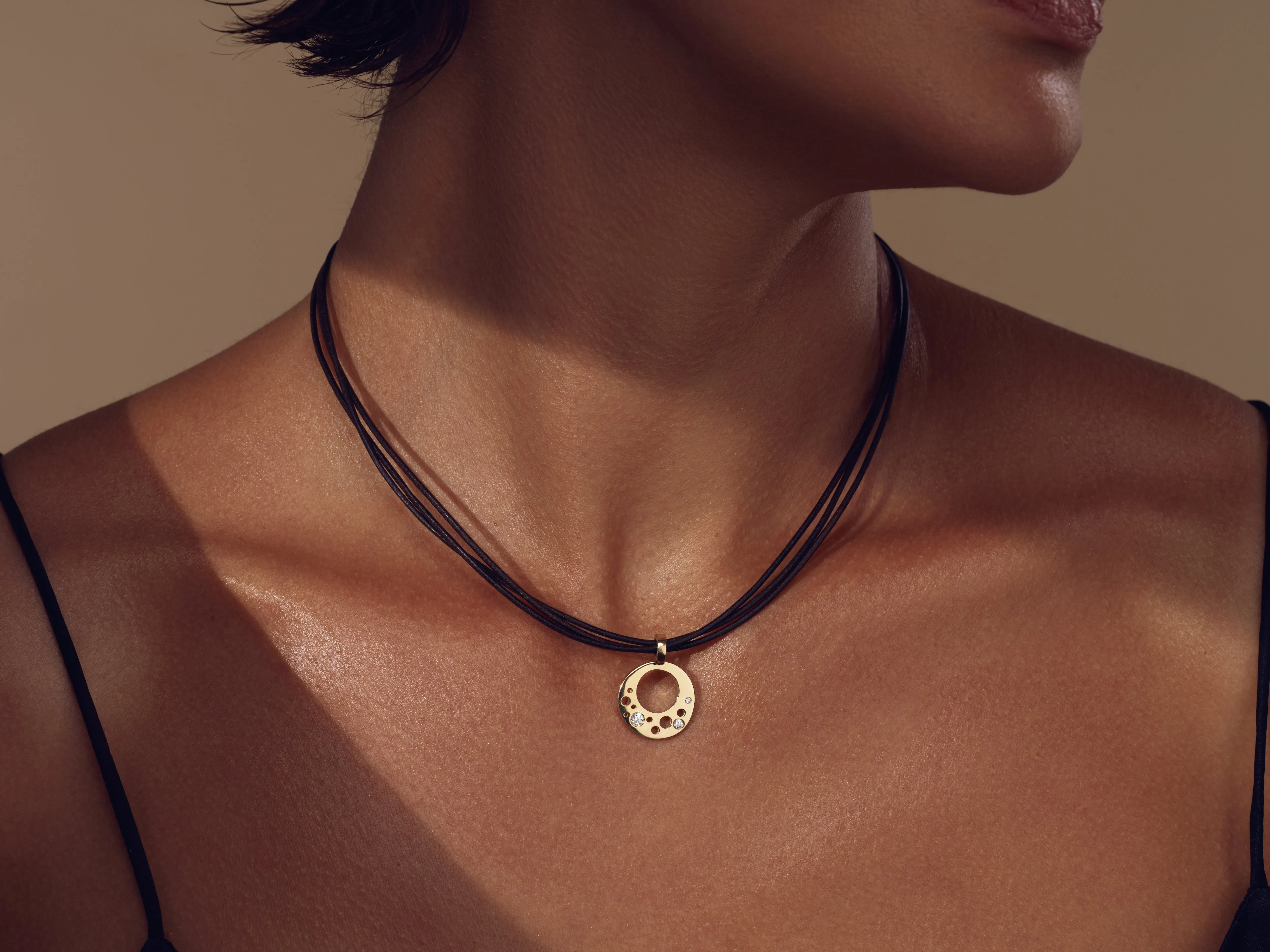Rose Gold & Diamonds Circle_Infinite Pendant