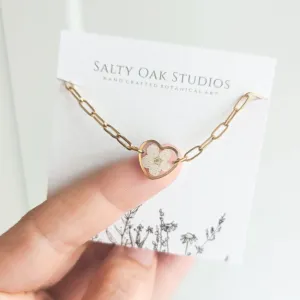 Salty Oak - Dainty Gold Heart Bracelet