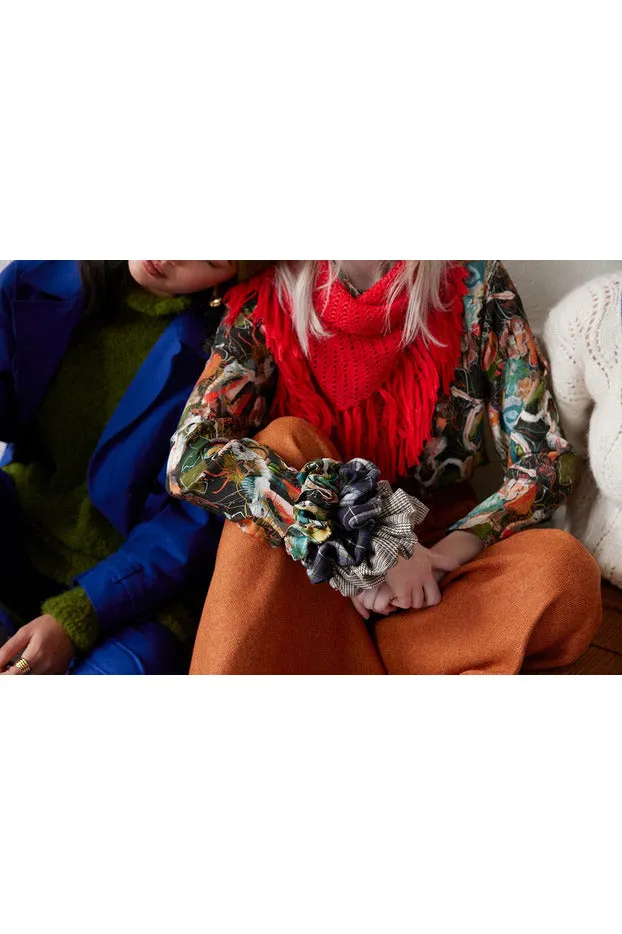 Scrunchies for Nature vs Nurture