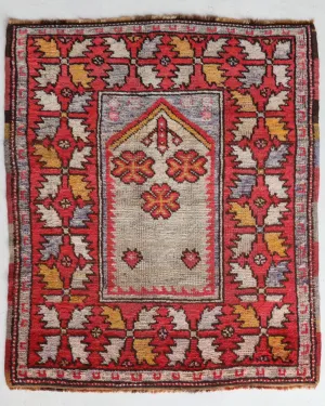 Semi-antique Oushak Rug 3'3"x4'3"