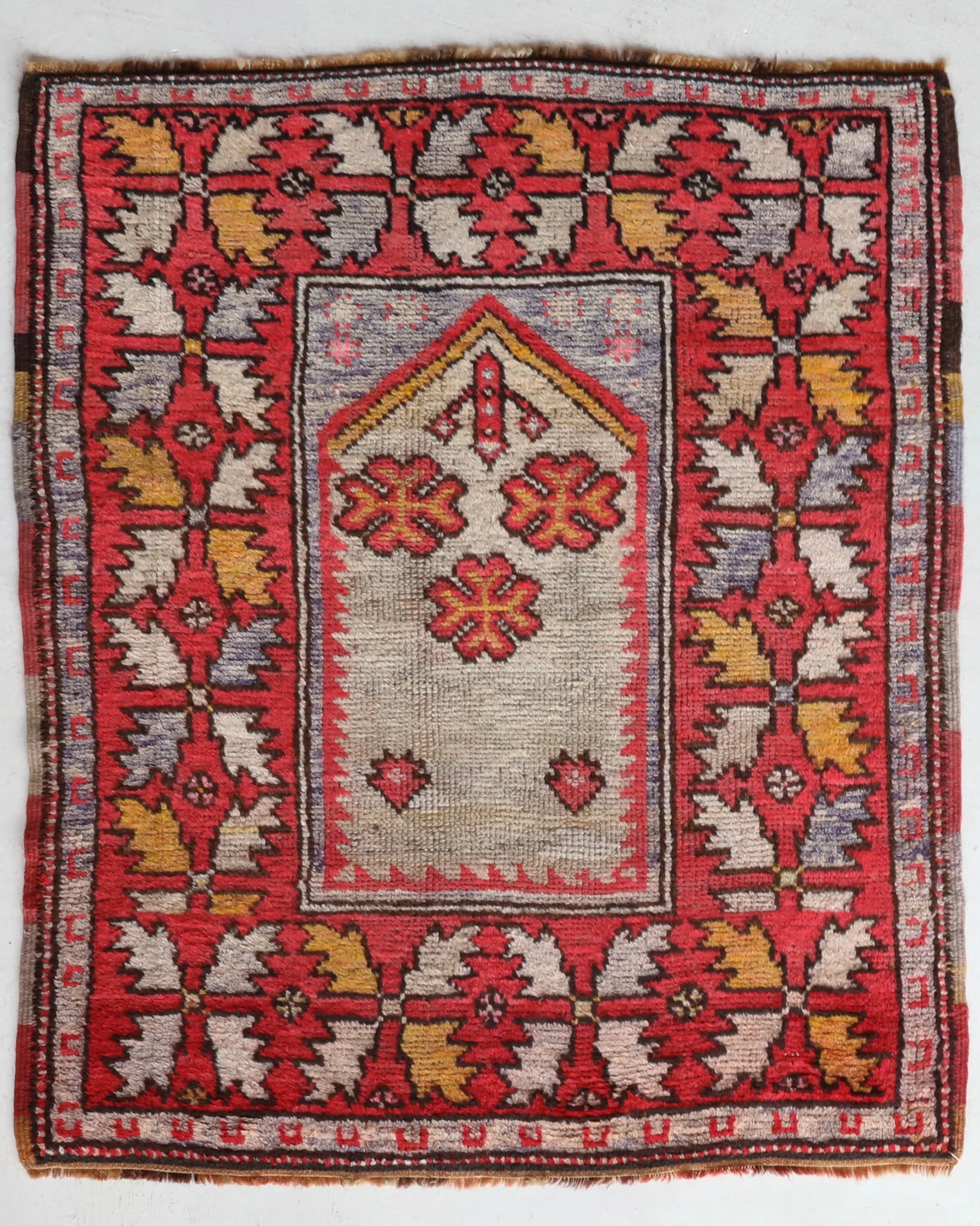 Semi-antique Oushak Rug 3'3"x4'3"