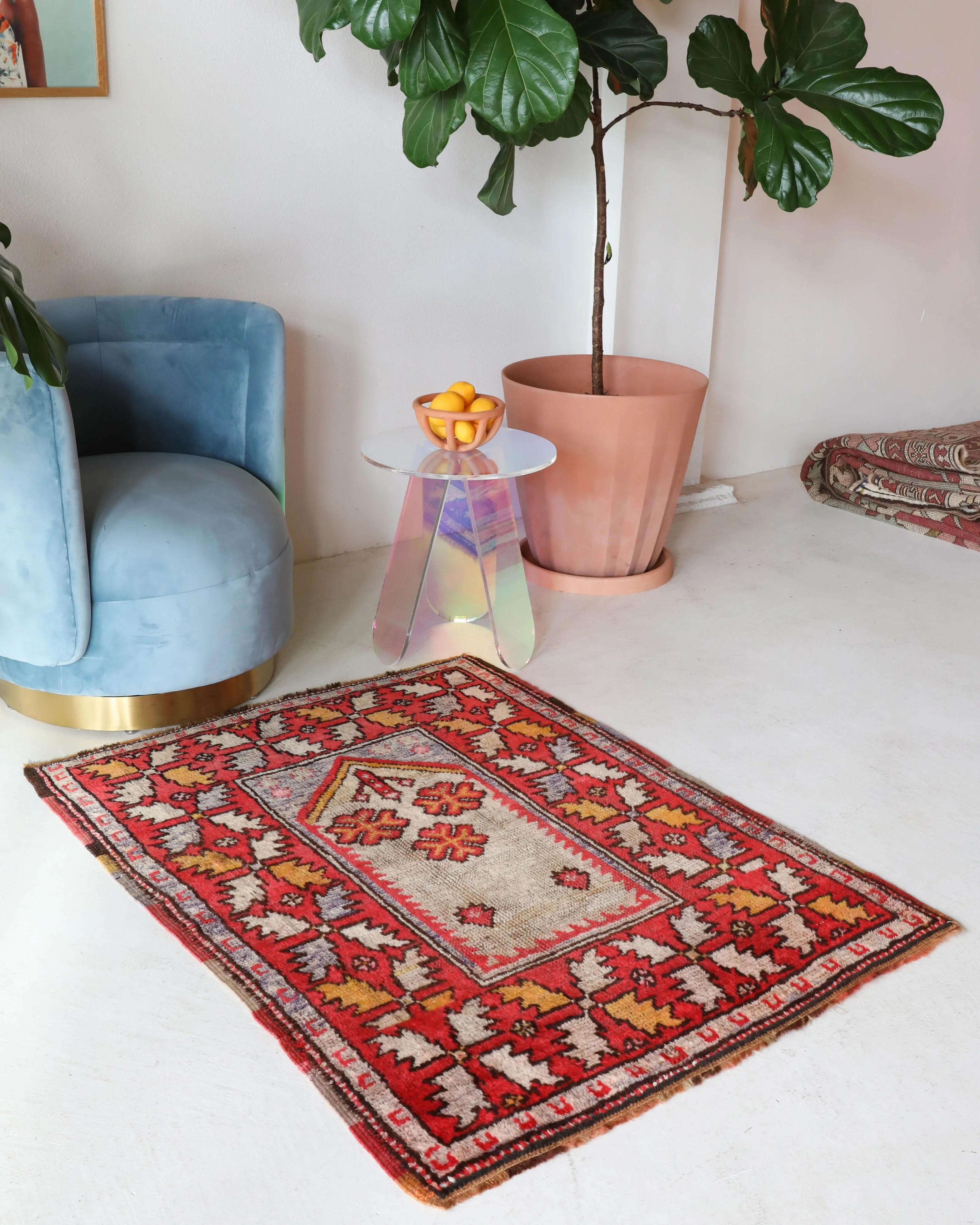 Semi-antique Oushak Rug 3'3"x4'3"