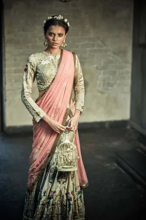 The Moroccan palace bride