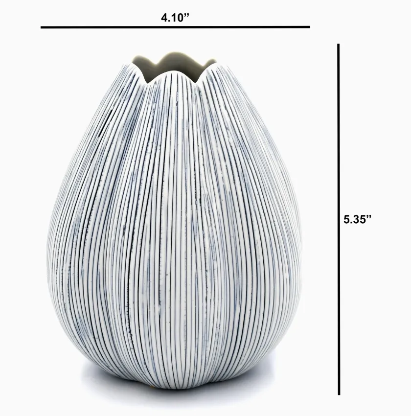 Tulip Porcelain Vase- Short