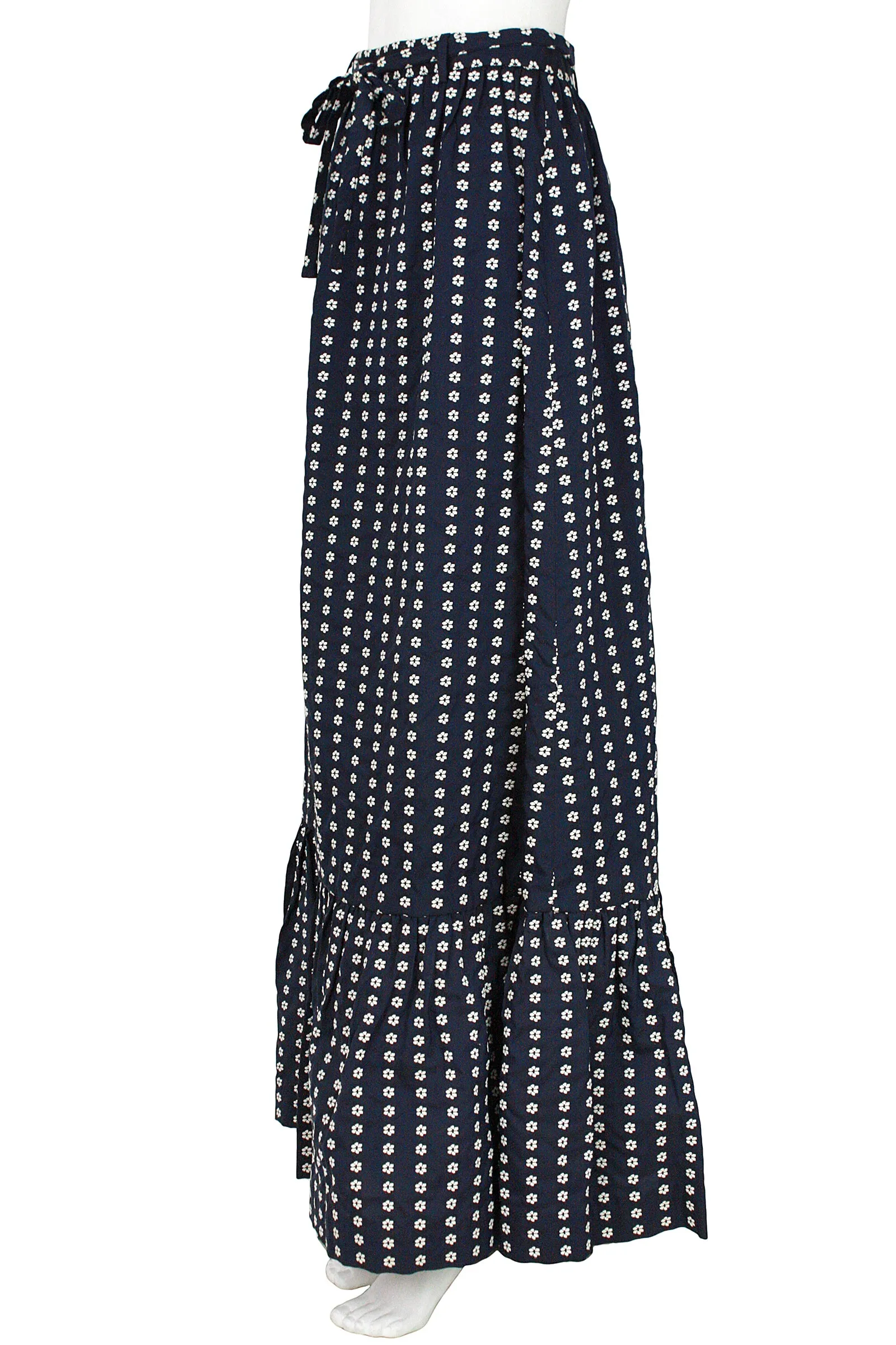 VALENTINO Boutique Circa 1960s Navy & White Floral Pattern Skirt