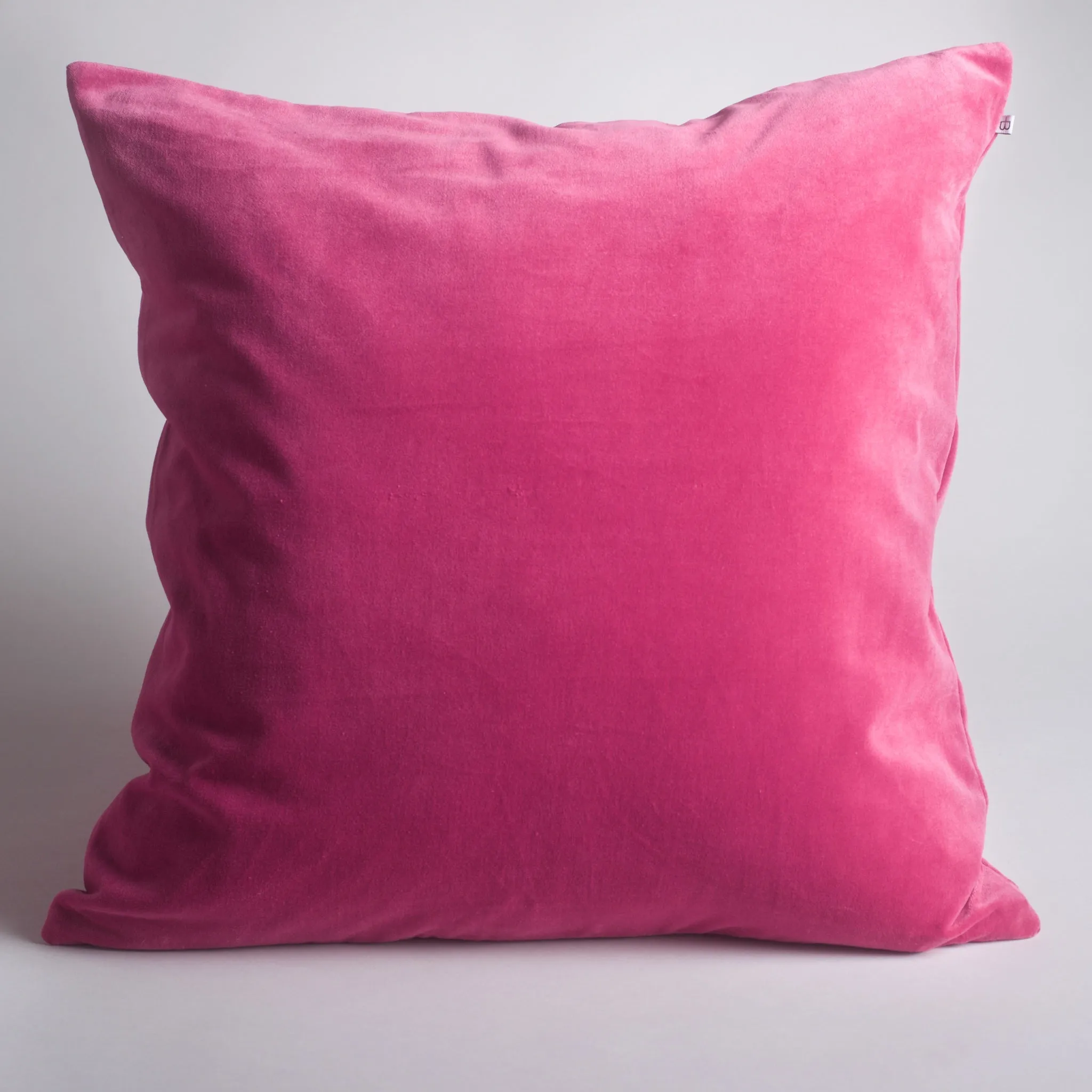VELVETONE Pillow - Magenta