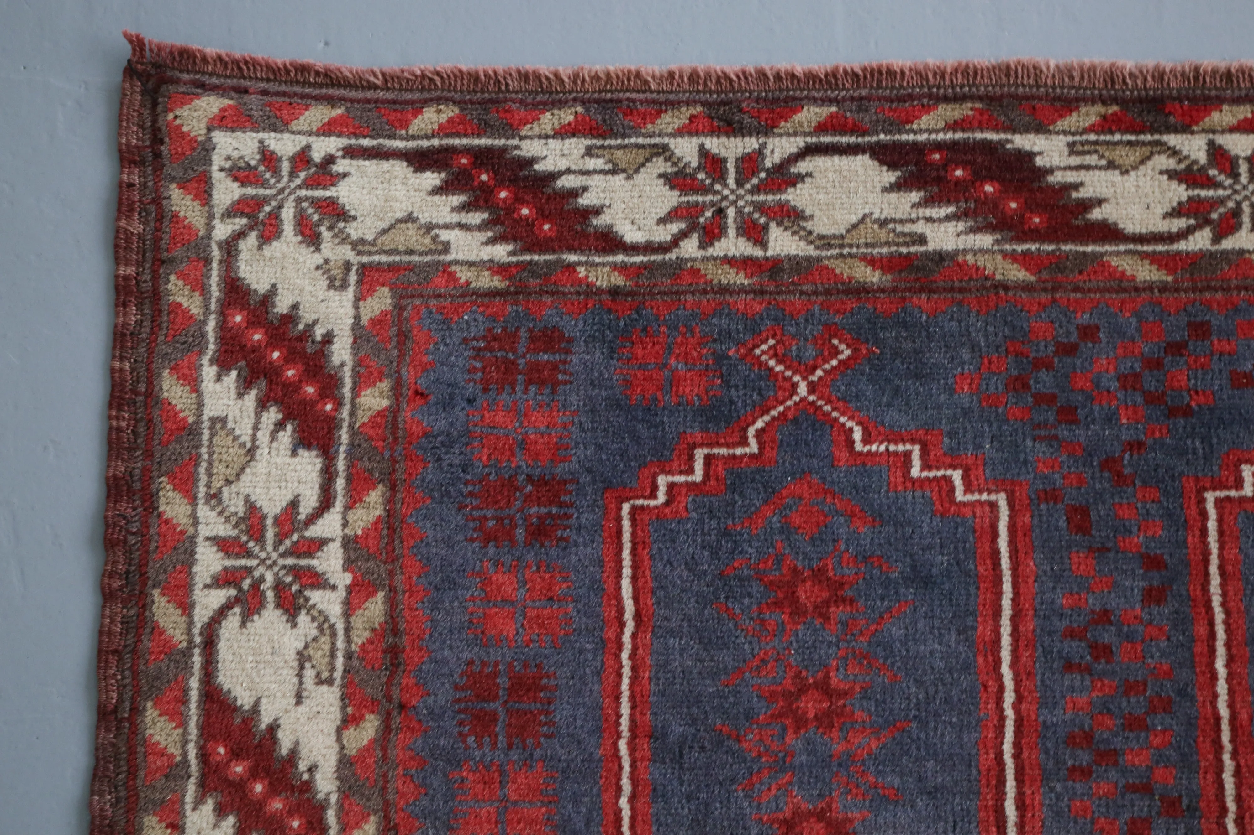 Vintage Anatolian Rug 3.6ftx5.9ft