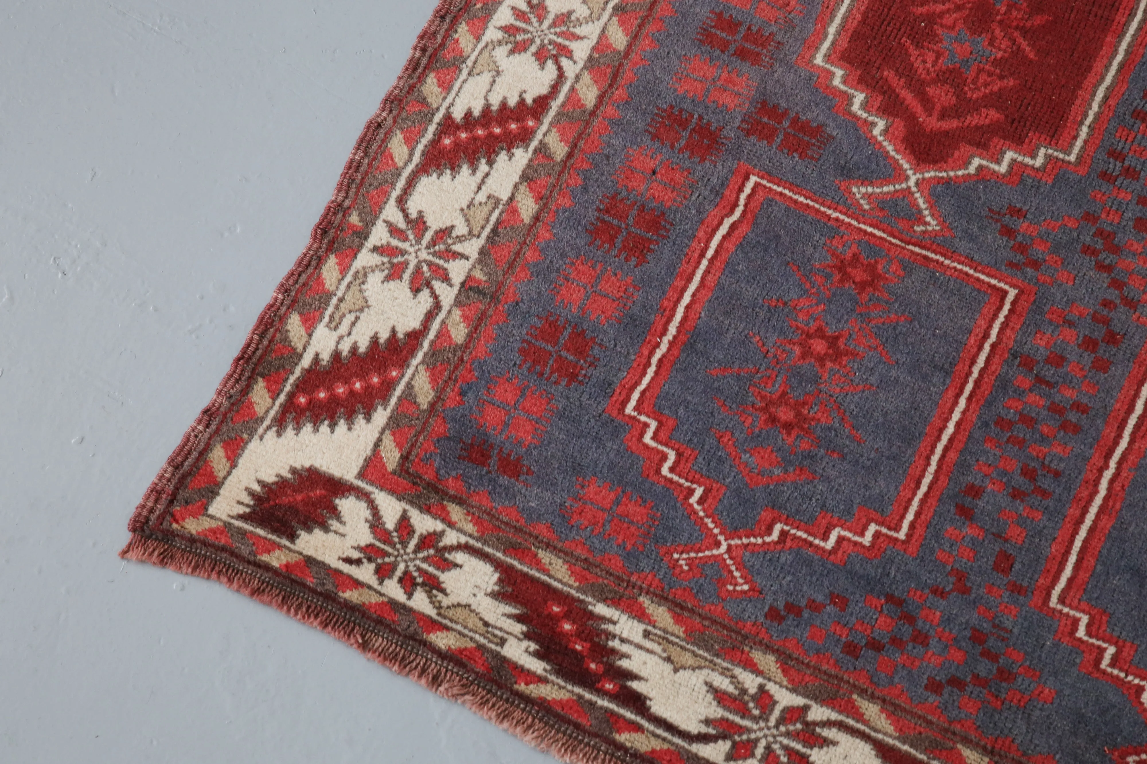Vintage Anatolian Rug 3.6ftx5.9ft