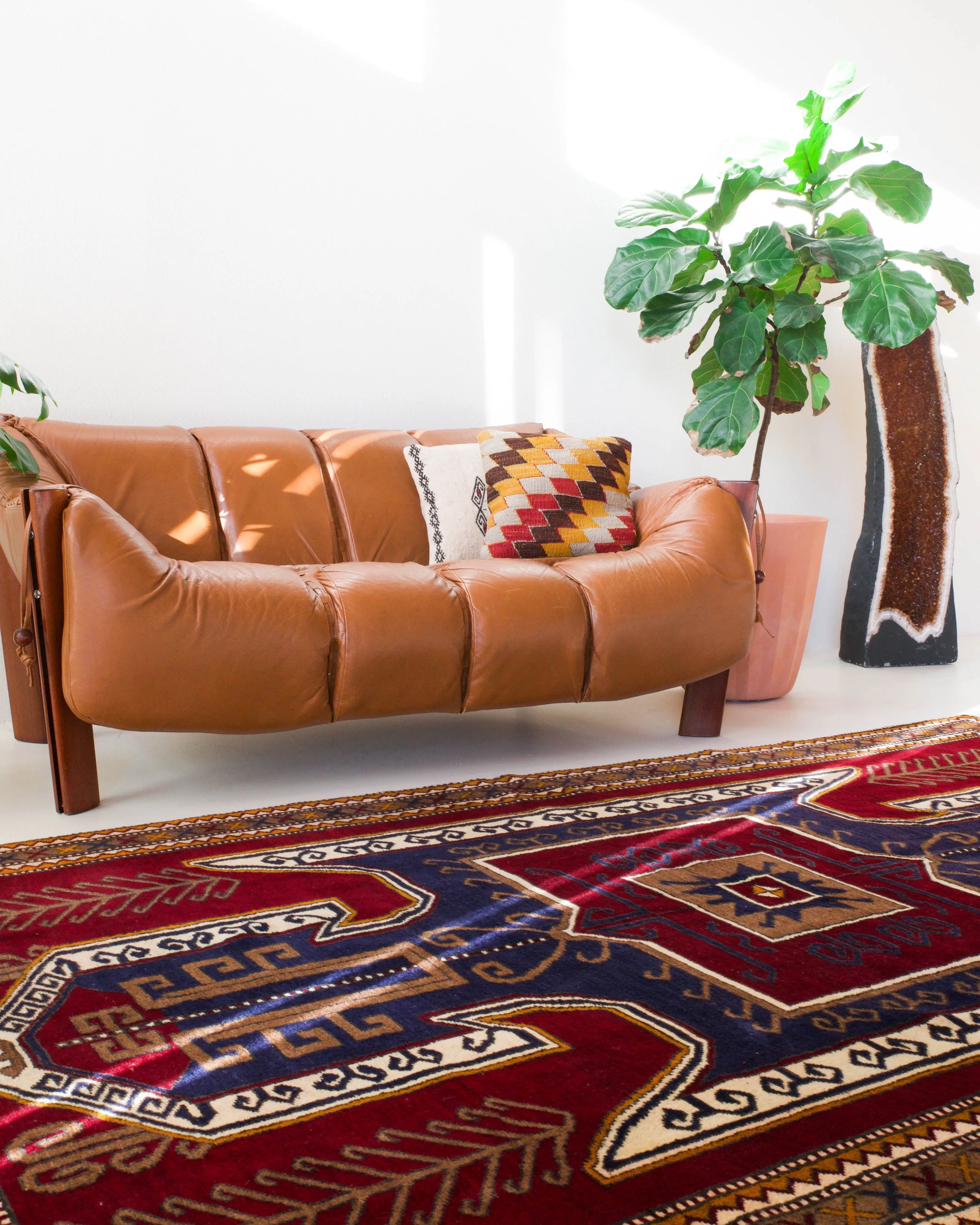 Vintage Anatolian Sevan Rug 5'6"x9'3"