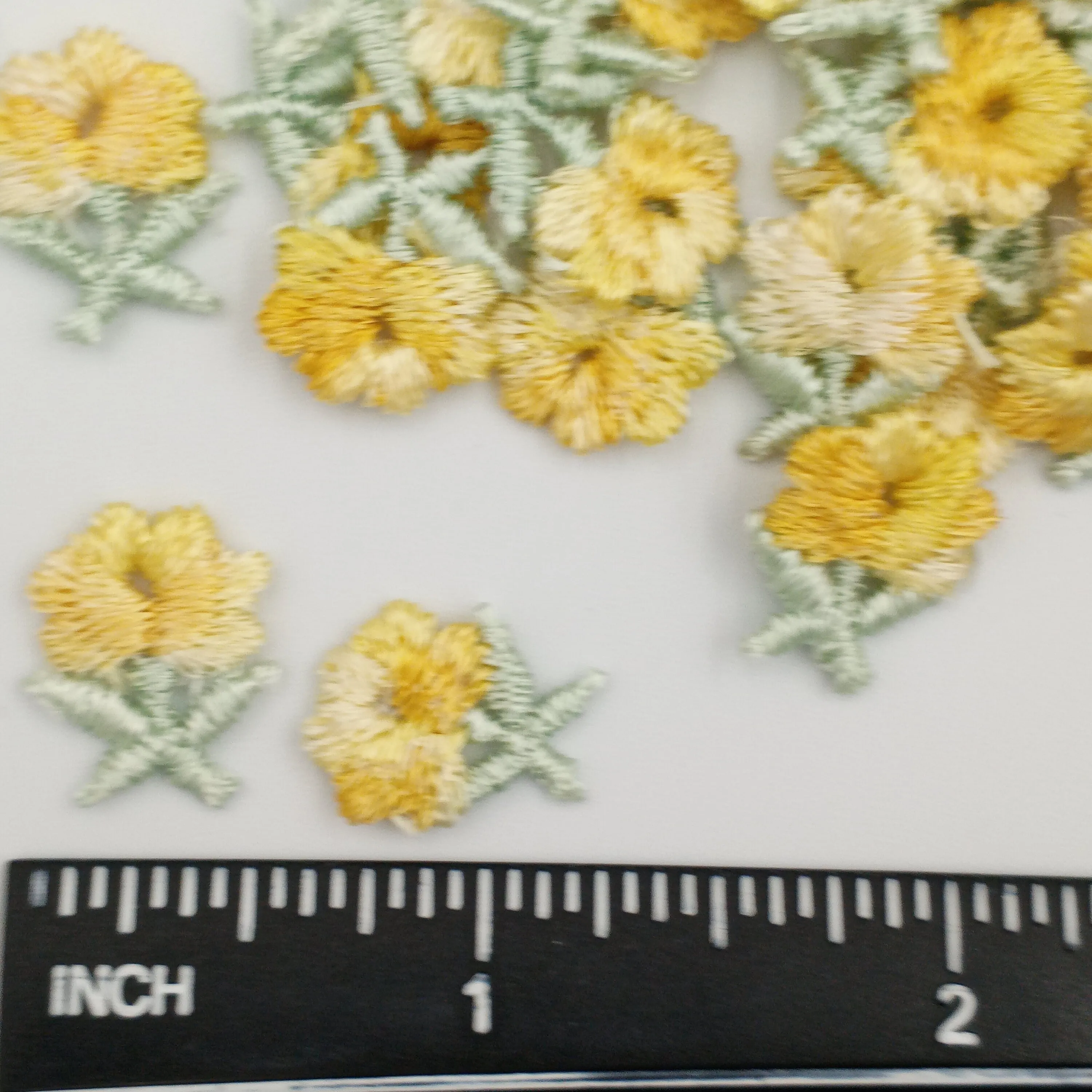 VINTAGE appliques cute pastel yellow flower Patches #290