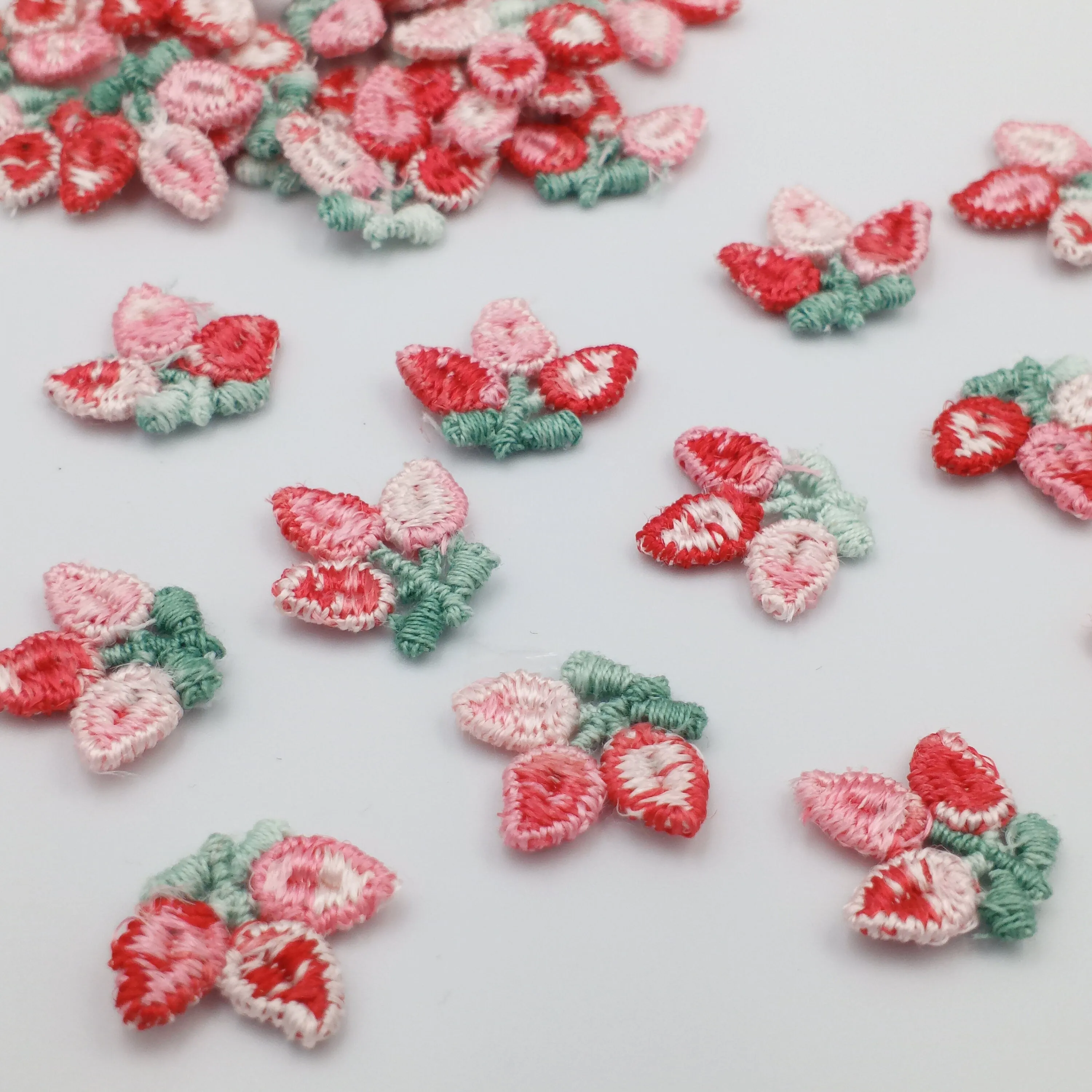 VINTAGE appliques cute red white pink flower embroidery Patches #291