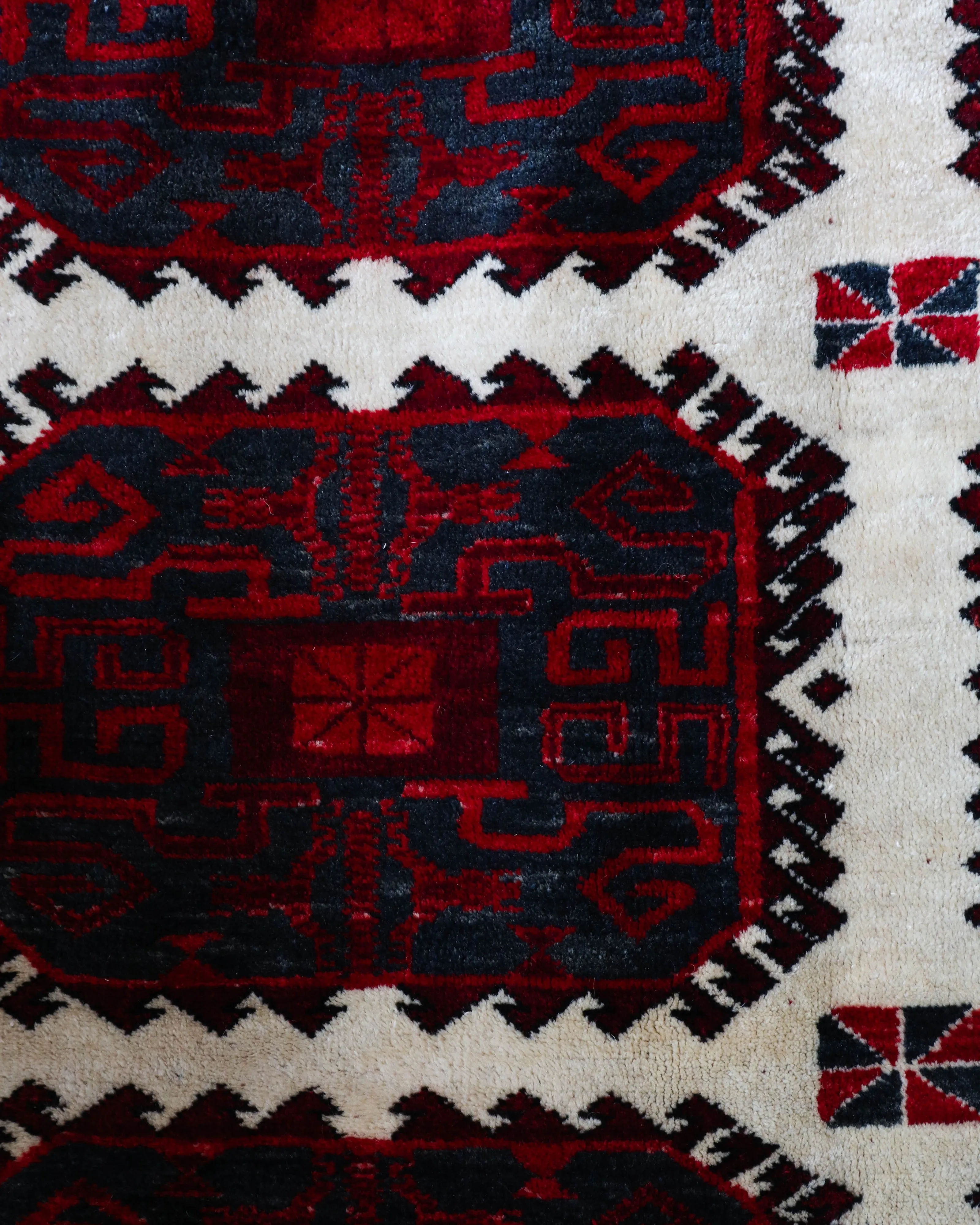 Vintage Balikesir Rug 7'2'x9'5"