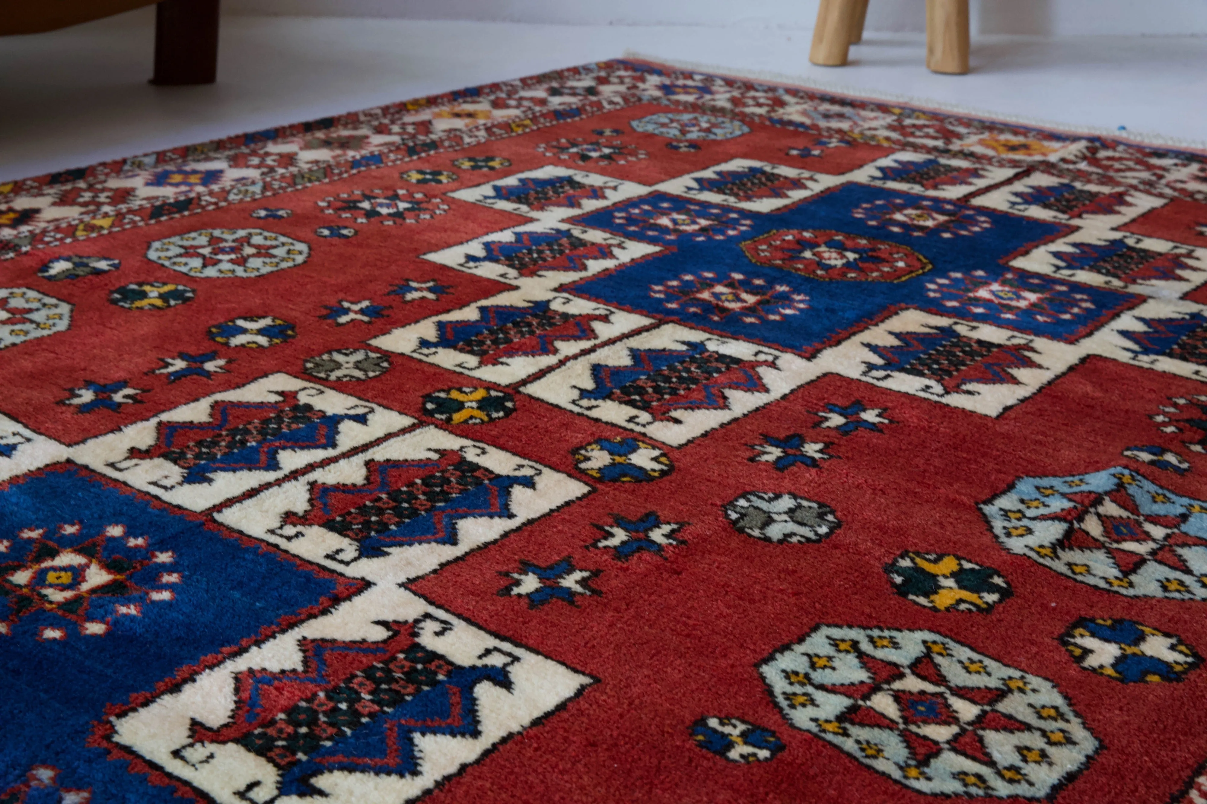Vintage Canakkale Ayvacik Rug 6'2"x9'