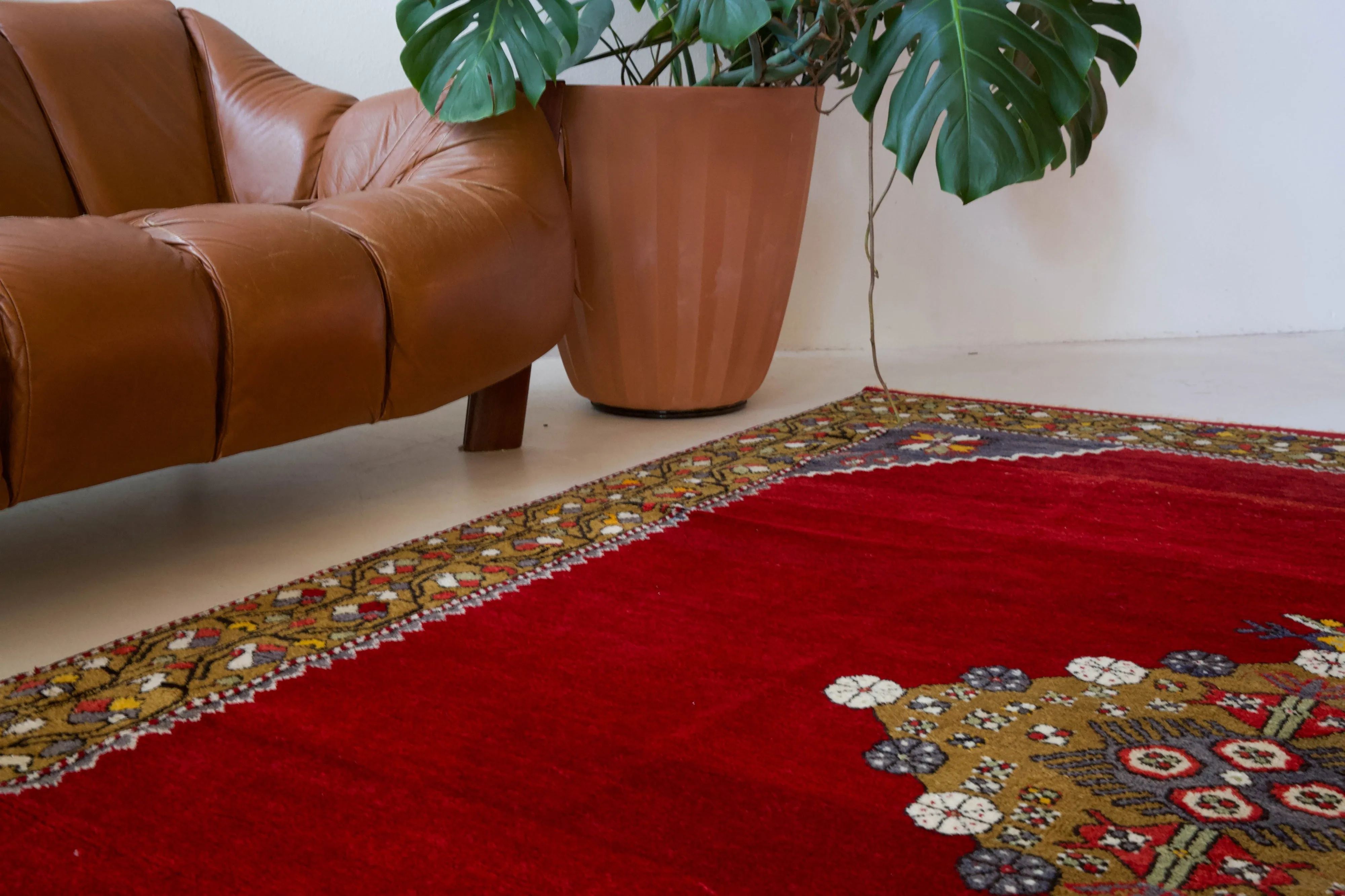 Vintage Canakkale Rug 7'x10'3"