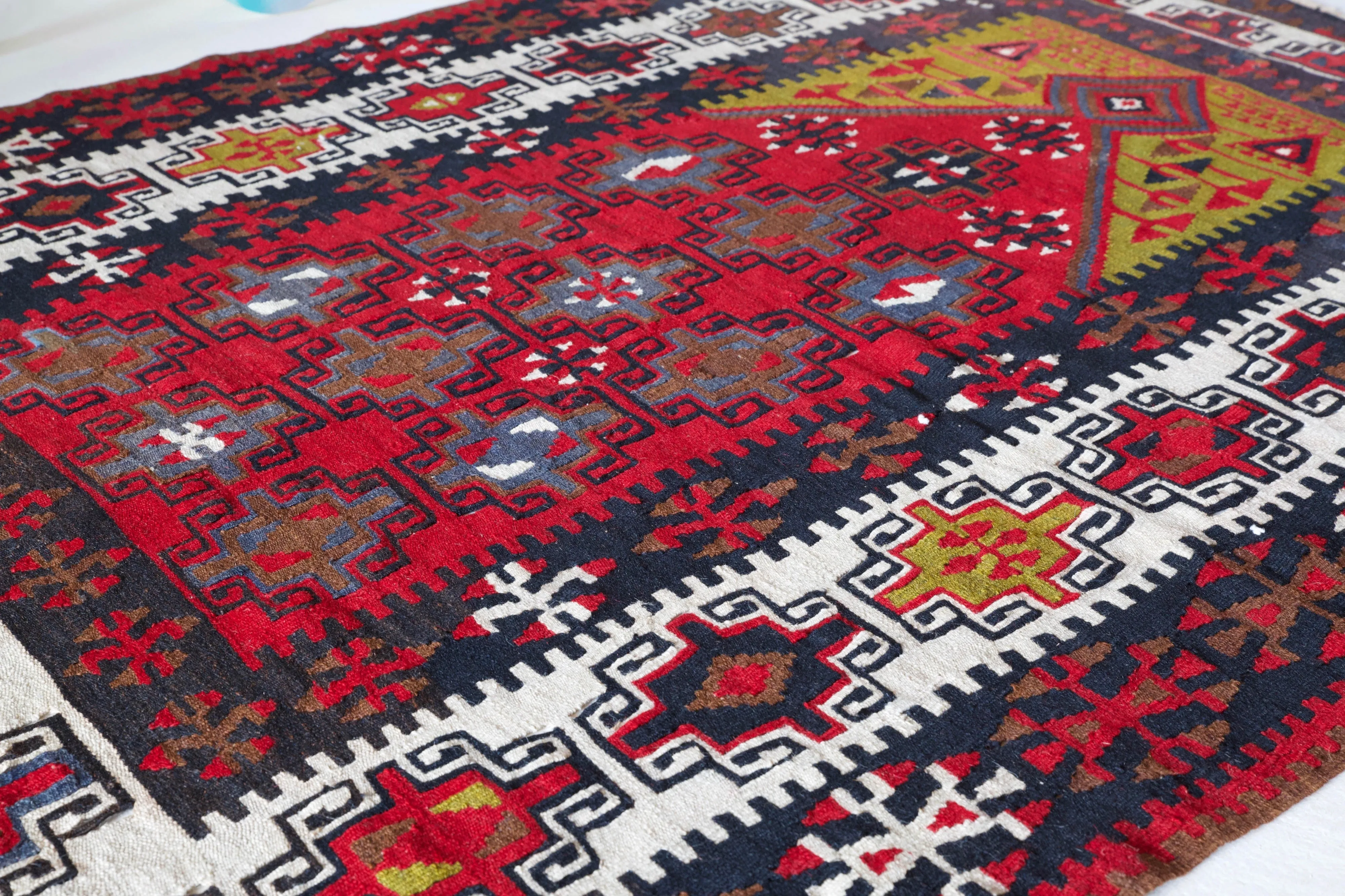 Vintage central Anatolian Kilim Rug 3'7"x5'2"