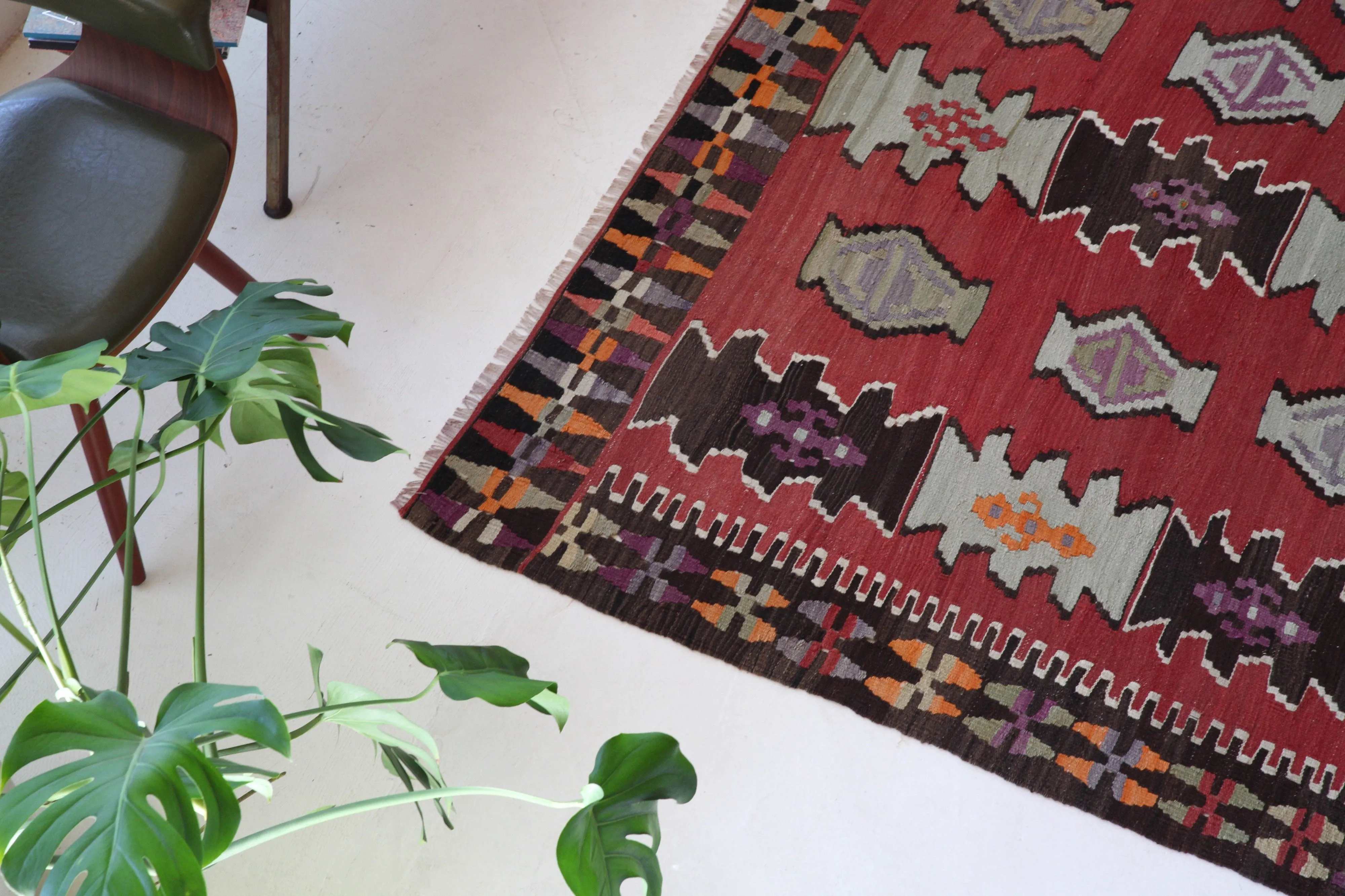 Vintage Eastern Anatolian Kilim Rug 6'6"x8'11"