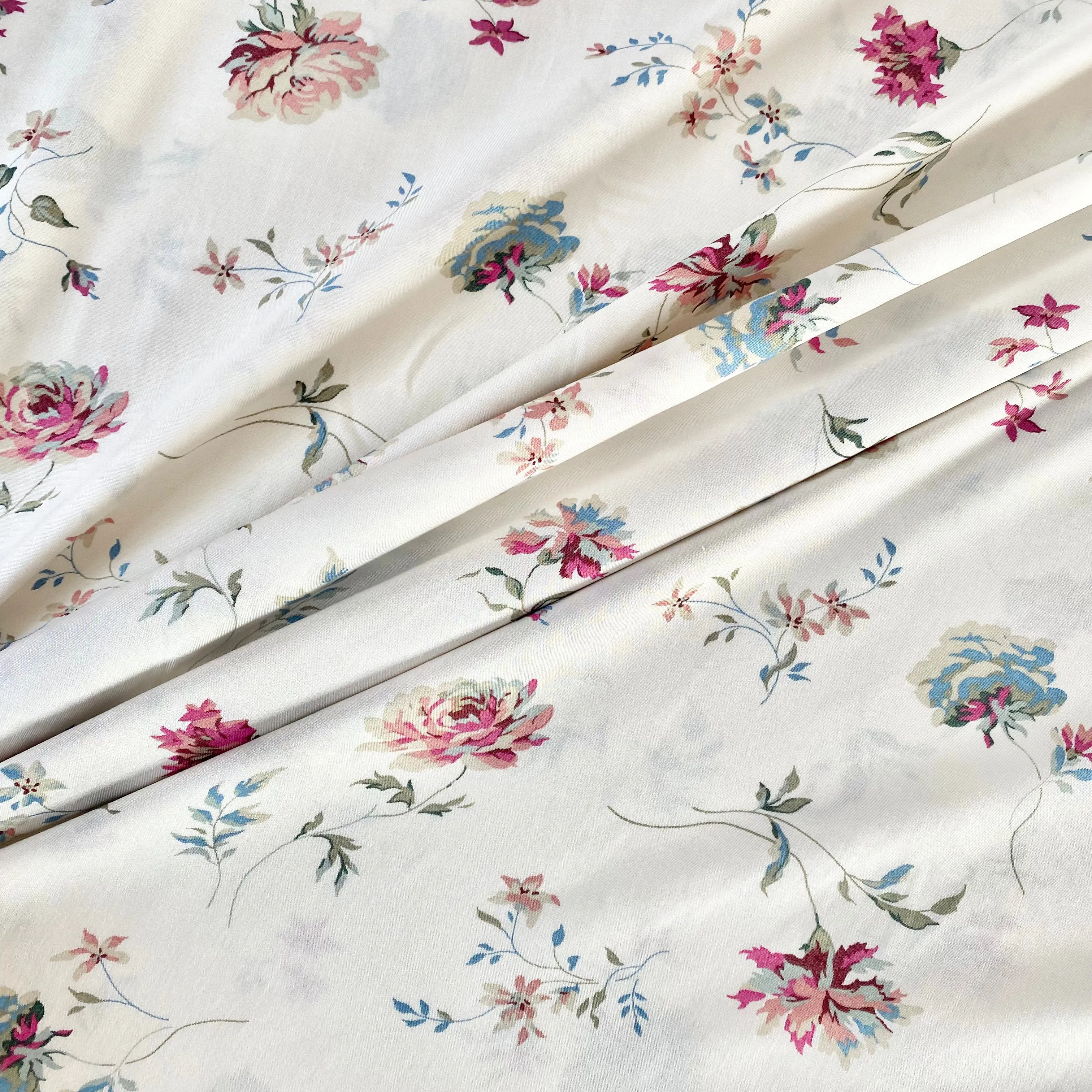 Vintage Flowers Viscose