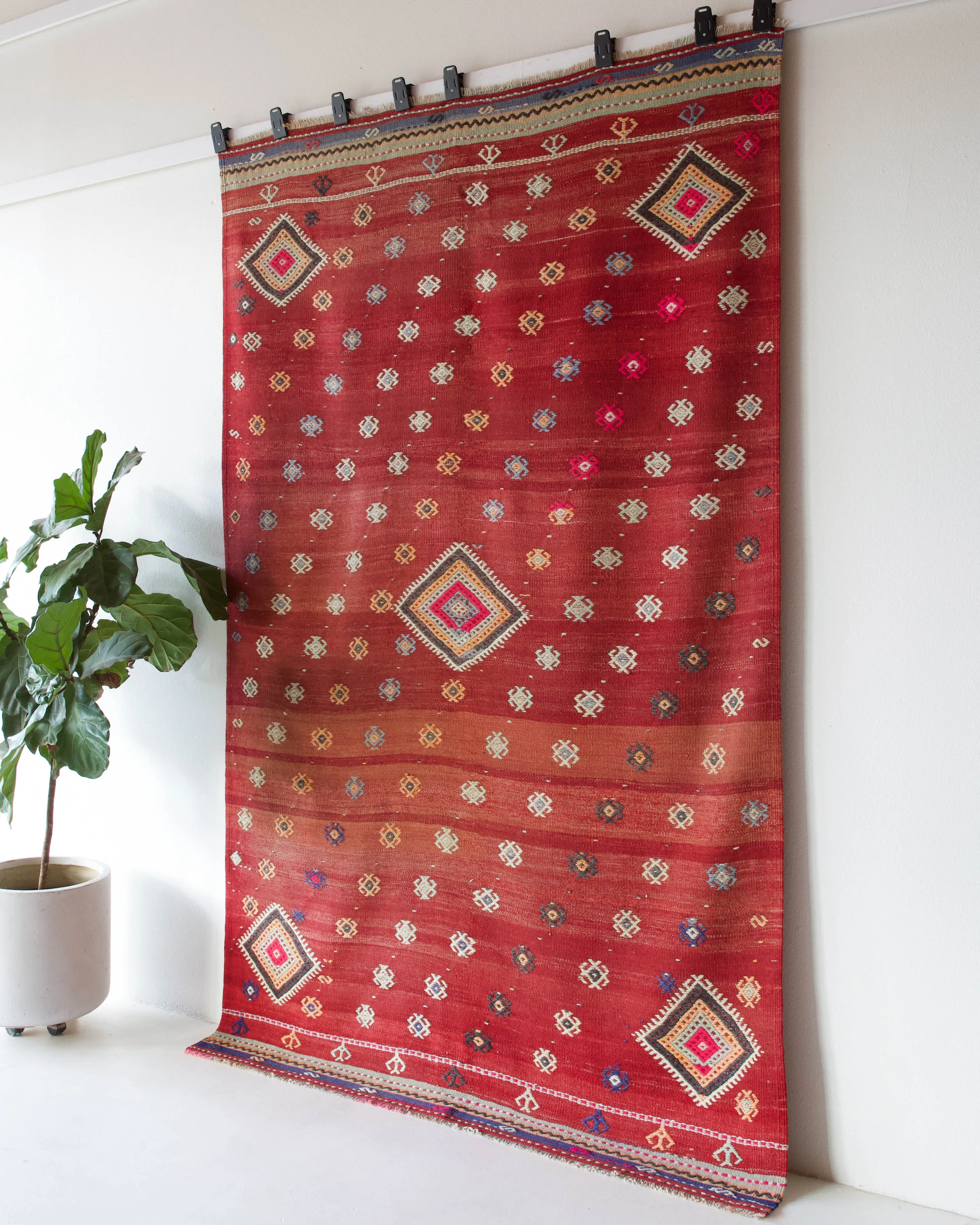 Vintage Manisa Kilim Rug 5'10"x9'5"